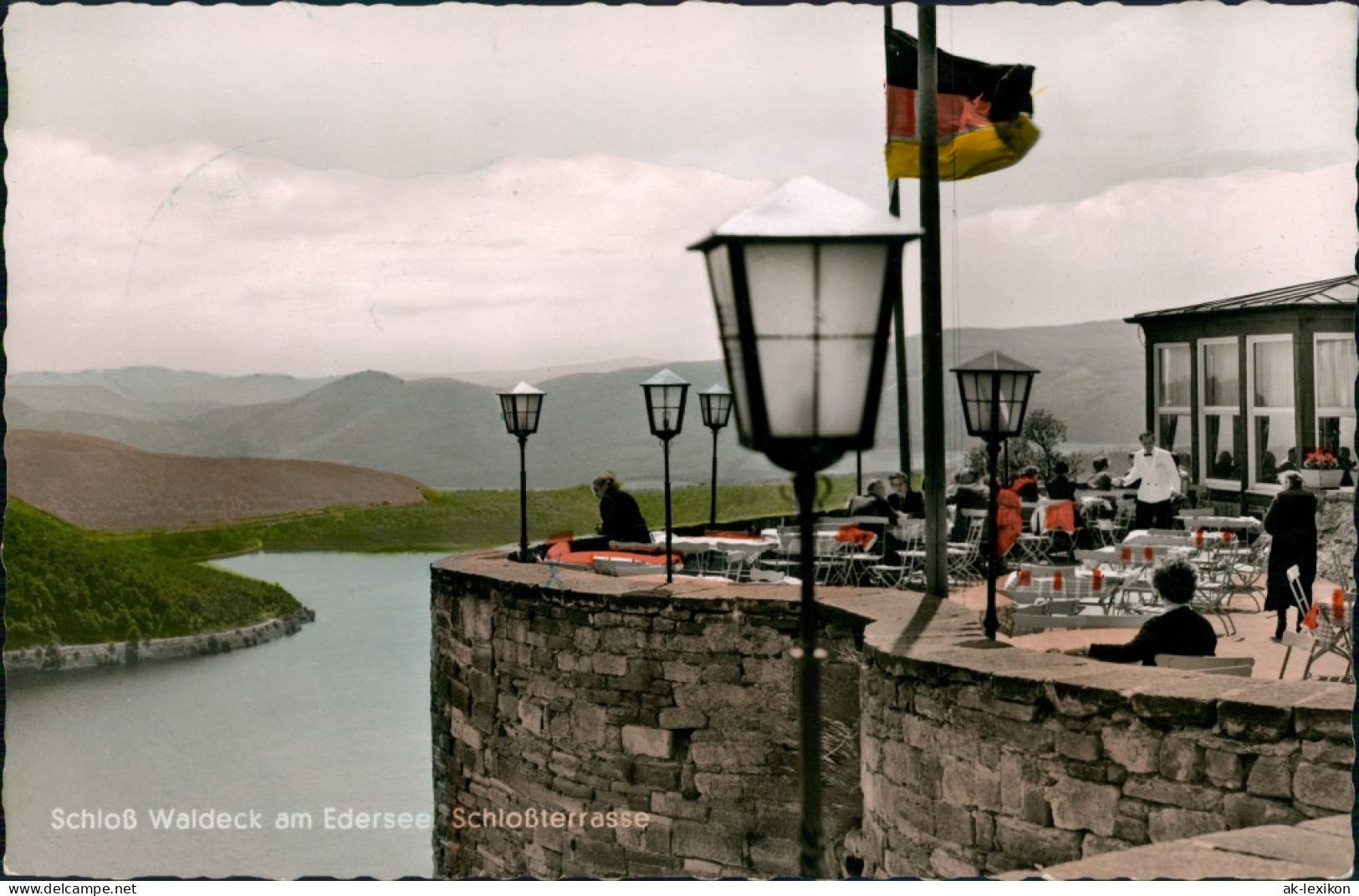 Ansichtskarte Waldeck (am Edersee) Schloss Waldeck Burghotel - Terrasse 1960 - Waldeck