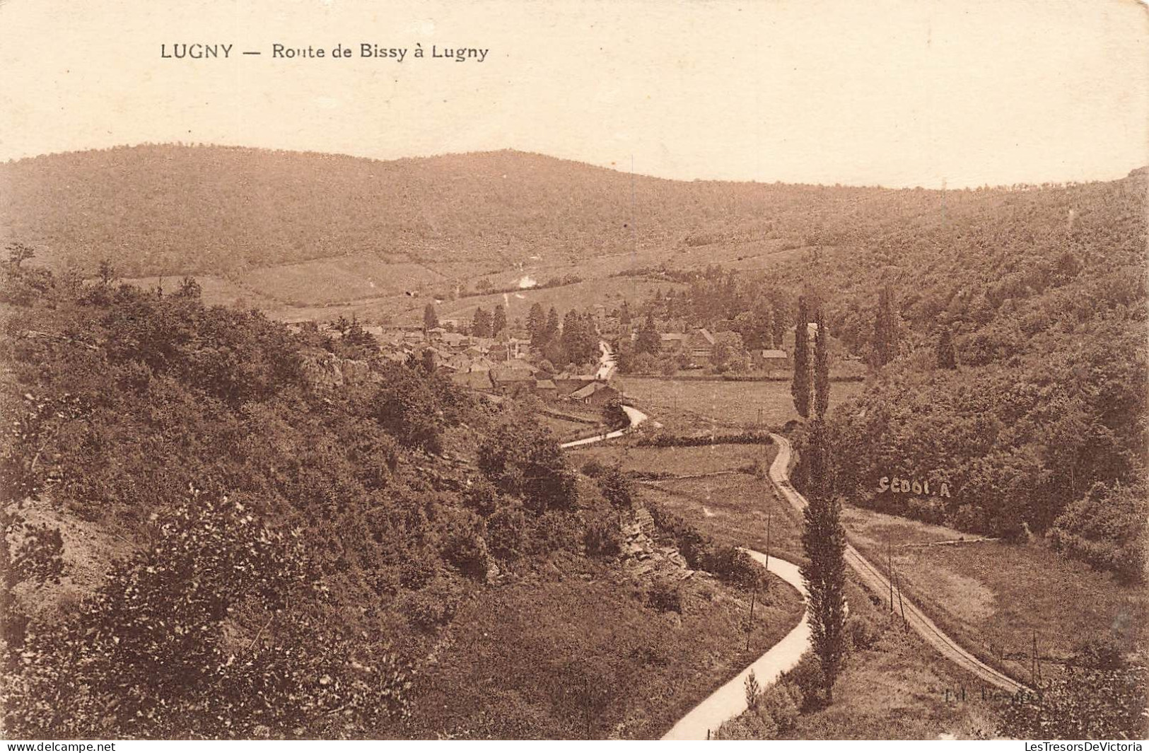 FRANCE - Lugny - Vue Sur La Route De Bissy à Lugny - Vue D'ensemble Du Paysage - Carte Postale Ancienne - Macon