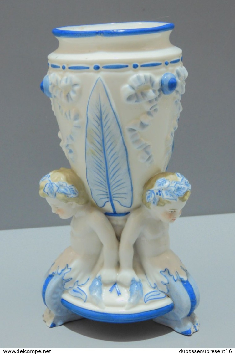 -JOLI ANCIEN VASE PORCELAINE KPM MANUFACTURE ROYALE De PORCELAINE De BERLIN      E - KPM (DEU)