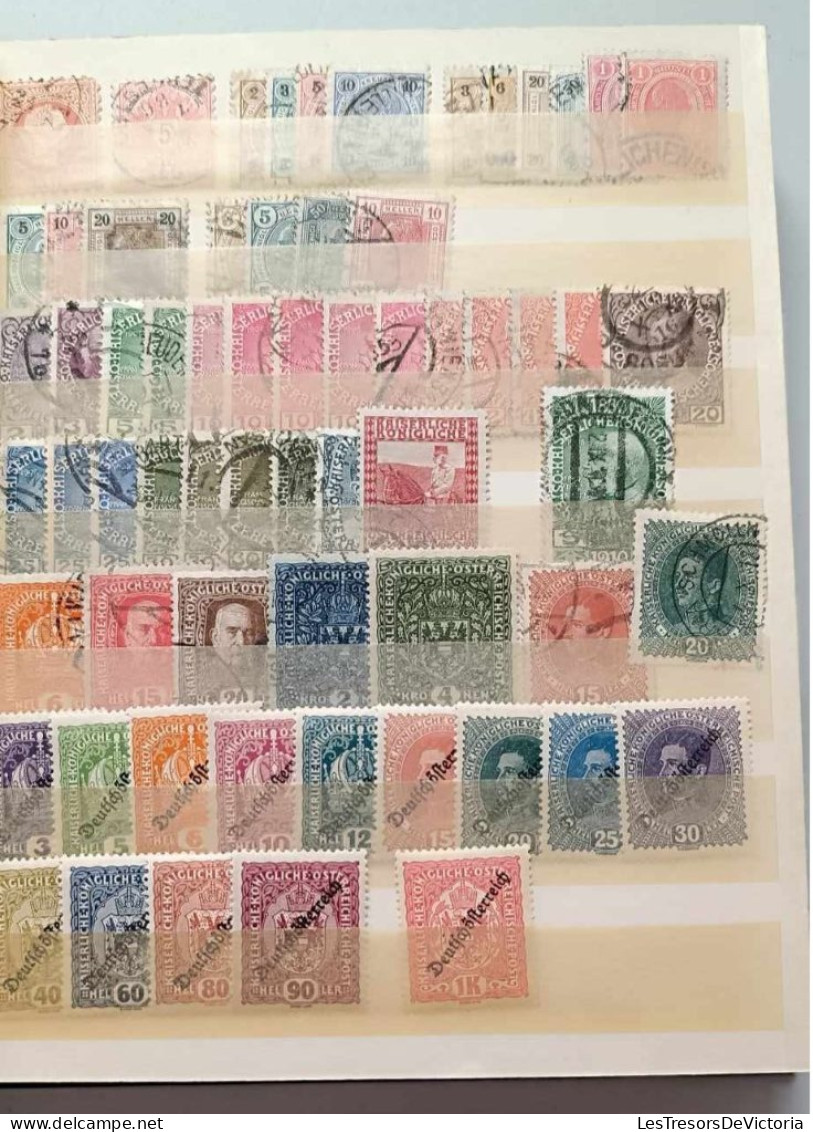 Timbres - Album de timbres du monde - Polonais - Bosnie Herzégovine - République du Zaïre - Danemark
