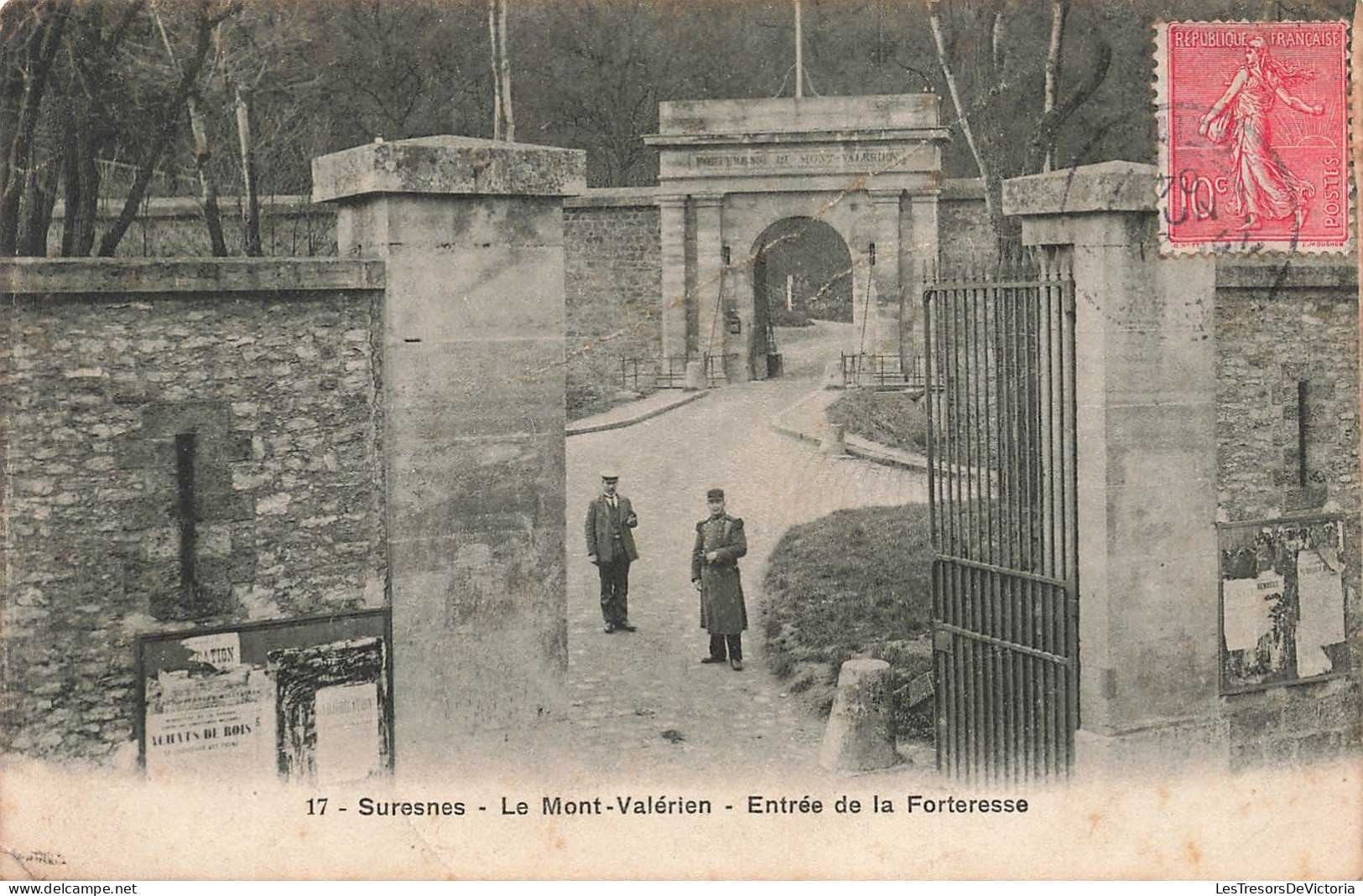 FRANCE - Suresnes - Le Mont Valérien - Vue Sur L'entrée De La Forteresse - Carte Postale Ancienne - Suresnes