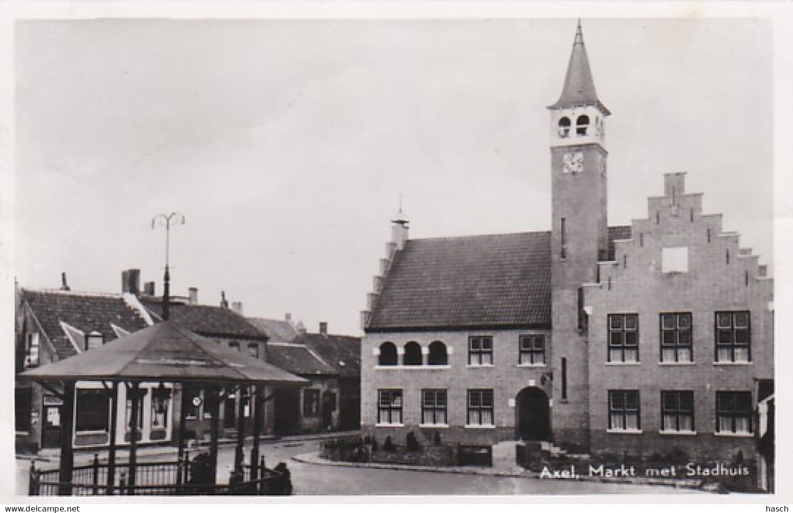 2549115Axel, Markt Met Stadhuis.(vouw Zie Achterkant) - Axel