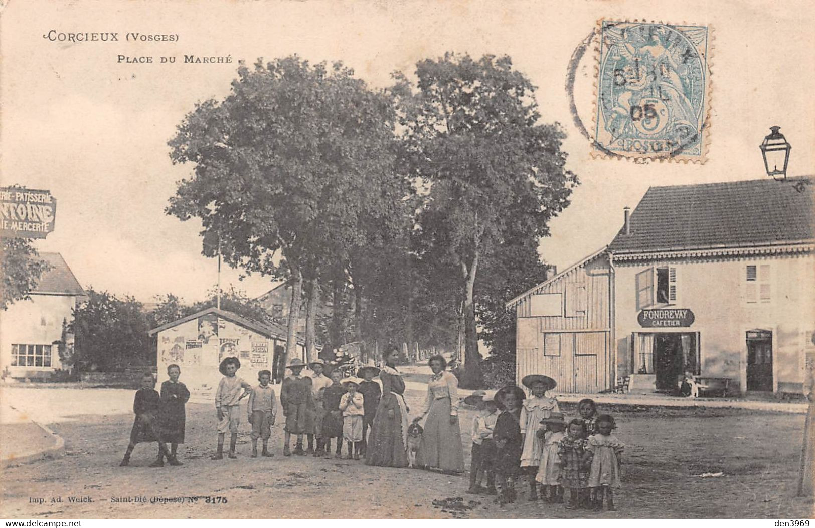 CORCIEUX (Vosges) - Place Du Marché - Café Fondrevay - Voyagé 1905 (2 Scans) - Corcieux