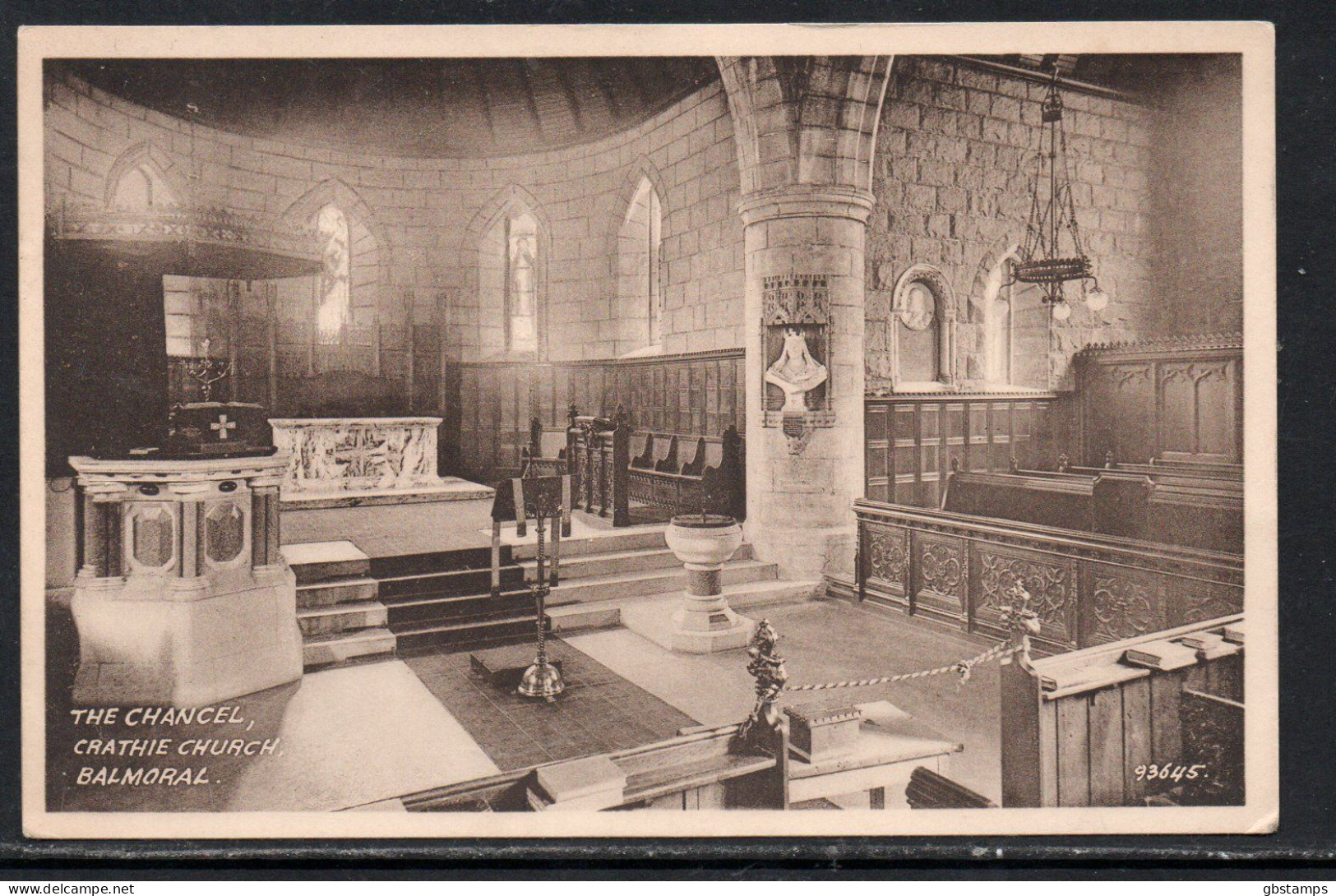 The Chancel Crathie Church Balmoral Circa 1924 Unposted Card As Scanned - Aberdeenshire