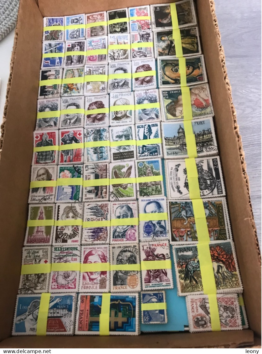 764   BOTTES  De  TIMBRES  De FRANCE   -   628   BOTTES GRAND FORMAT -       136  BOTTES PETIT FORMAT     OBLITERES - - Lots & Kiloware (mixtures) - Min. 1000 Stamps