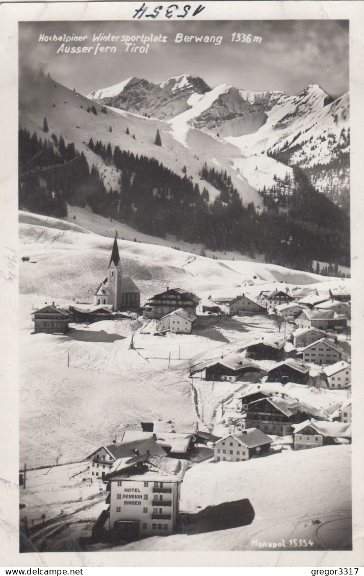 E5038) Hochalpiner Wintersportplatz BERWANG Ausserfern Tirol Verschneite Häuser Kirche Hotel - Berwang