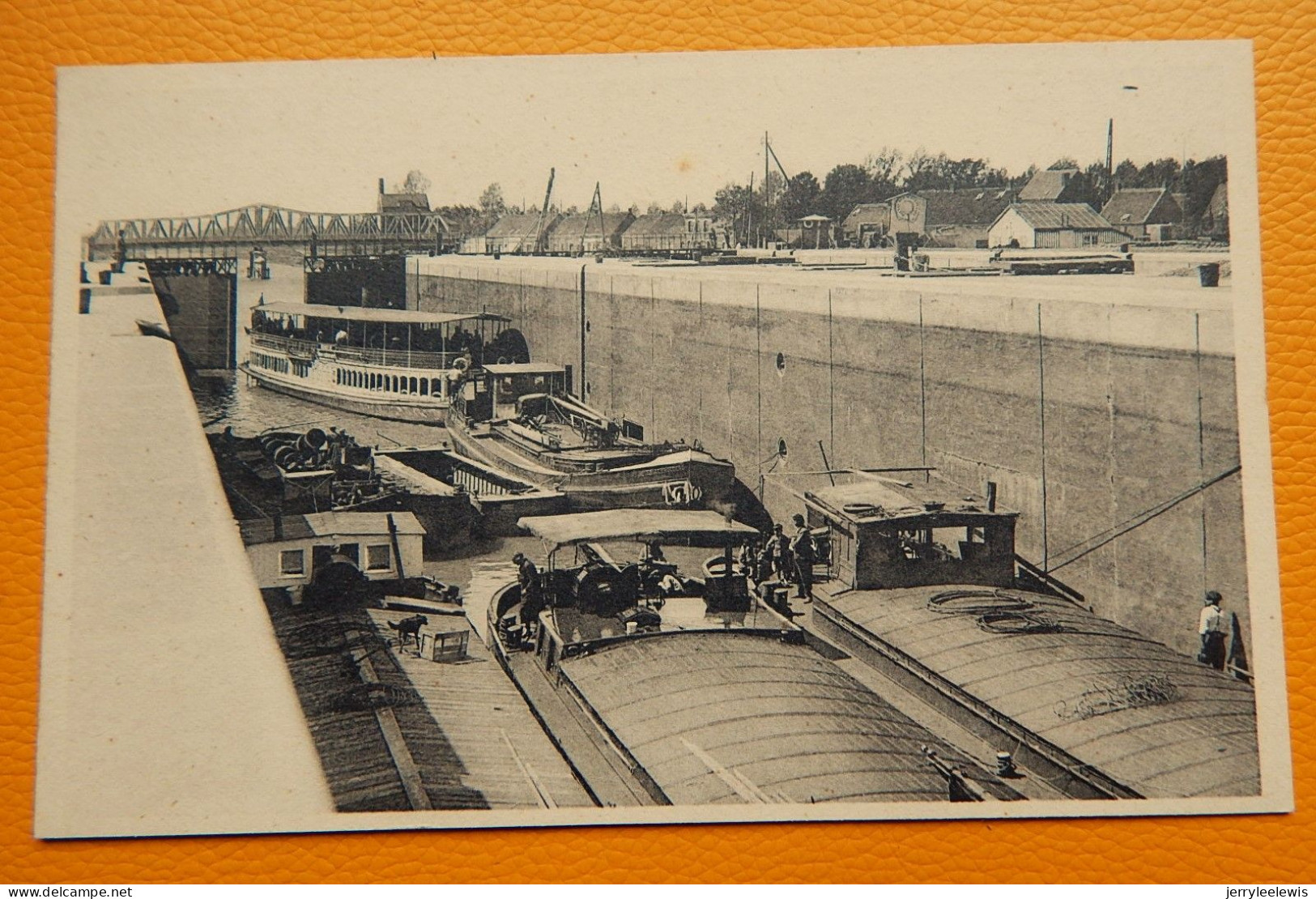 WIJNEGEM  -  WYNEGHEM  -   Albert Kanaal -  Het Sas - Wijnegem