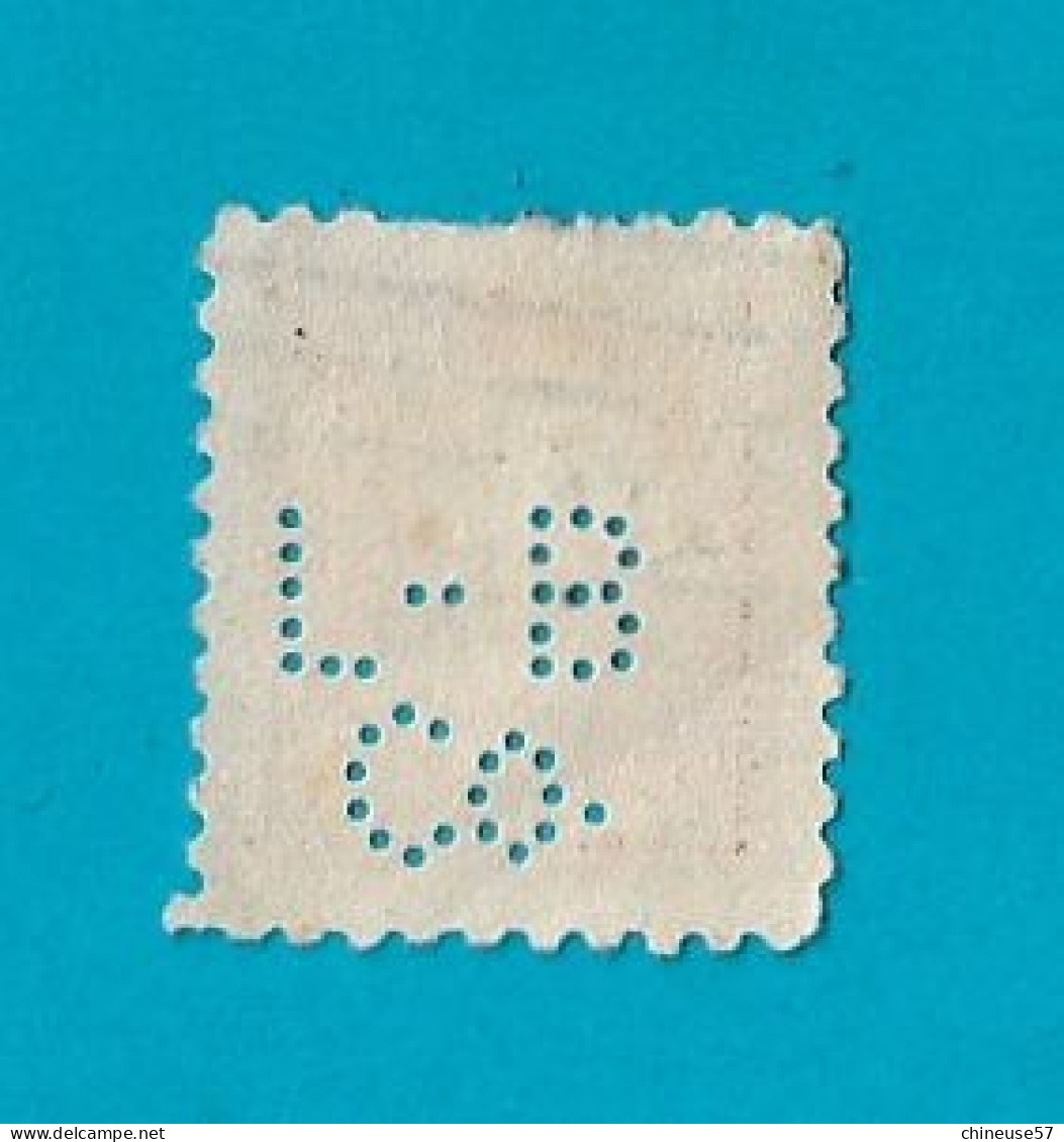 US Postage 2 Cents Perforé - Zähnungen (Perfins)