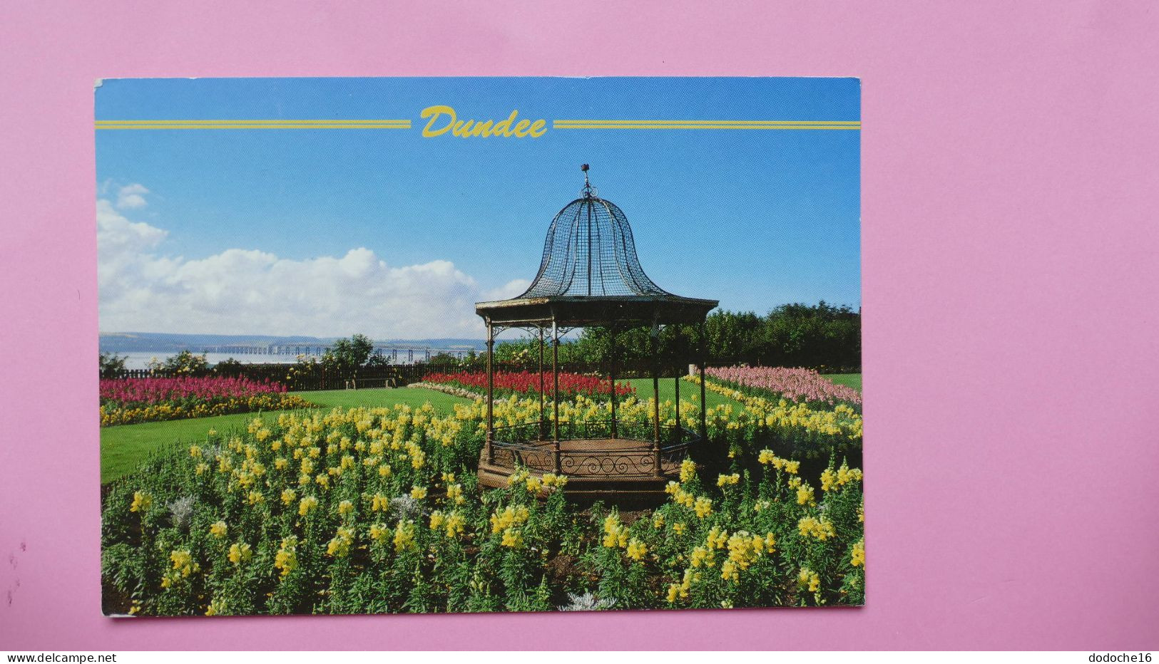 SCOTLAND - DUNDEE - The River Tay And Rail Bridge From The Ornamental Mini-bandstand - Perthshire