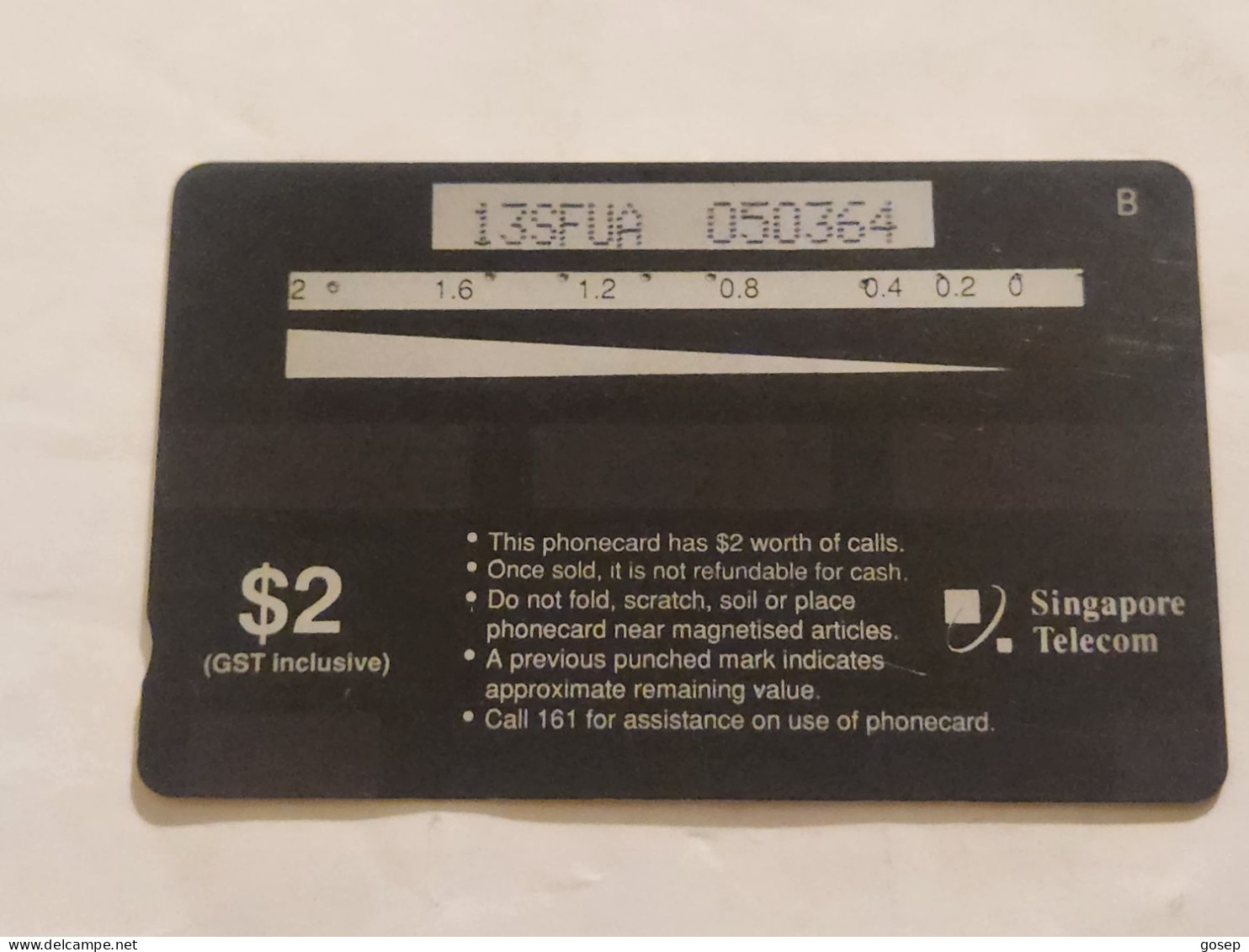 SINGAPORE-(18SFUA)-Under Water 1-(285)(18SFUA-050364)($2)(1/1/1994)-used Card+1card Prepiad Free - Singapour