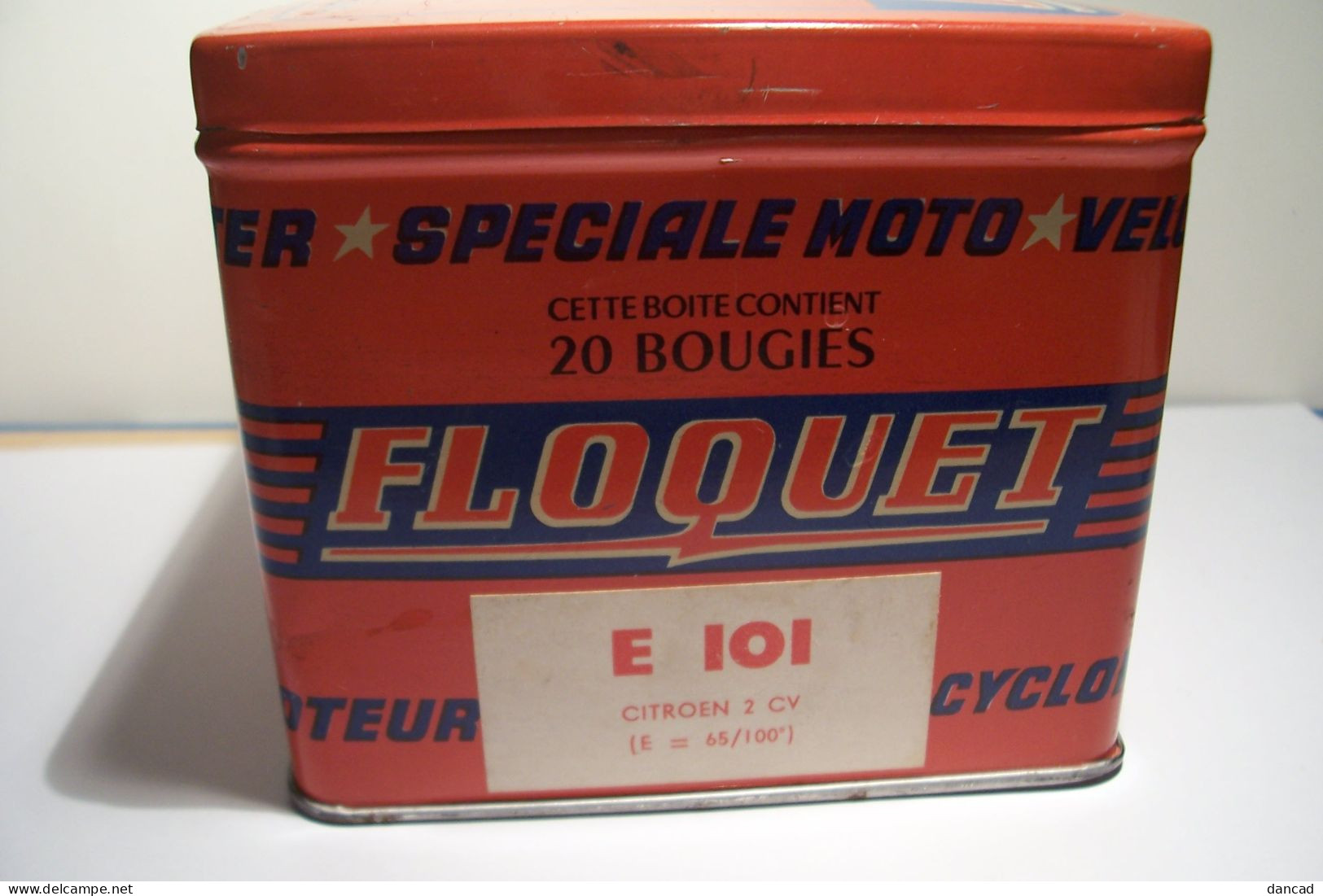 BOITE  METAL - BOUGIES " FLOQUET "   MOTO  CYCLOMOTEUR-SCOOTER  - CITROEN  2 CV  E  101- ( Automobile ) - Boîtes