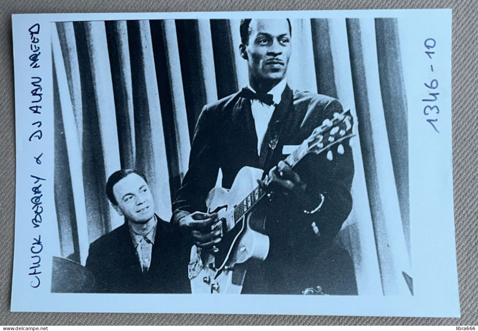 CHUCK BERRY - D.J. ALAN FREED - 15 X 10 Cm. (REPRO PHOTO ! - Zie Beschrijving - Voir Description - See Description) ! - Beroemde Personen