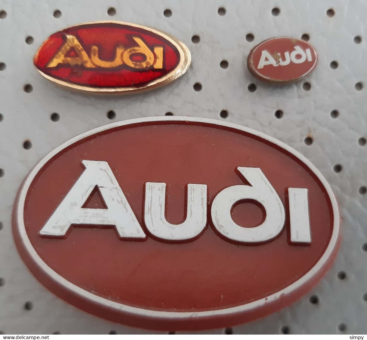 Audi  Car Logo Vintage Pins - Audi