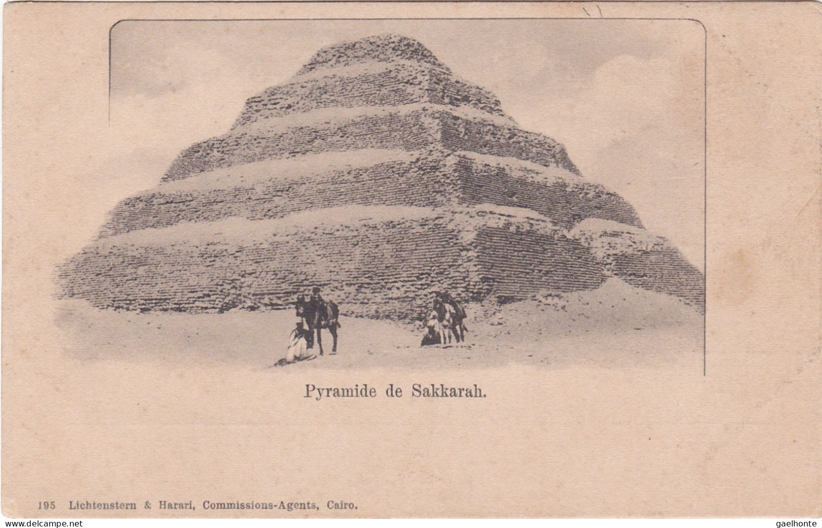 EG028 SECTEUR DE MEMPHIS - UNE VUE SUR LA PYRAMIDE DE SAKKRAH (SAQQARAH) - DOS NON DIVISE - Pyramiden
