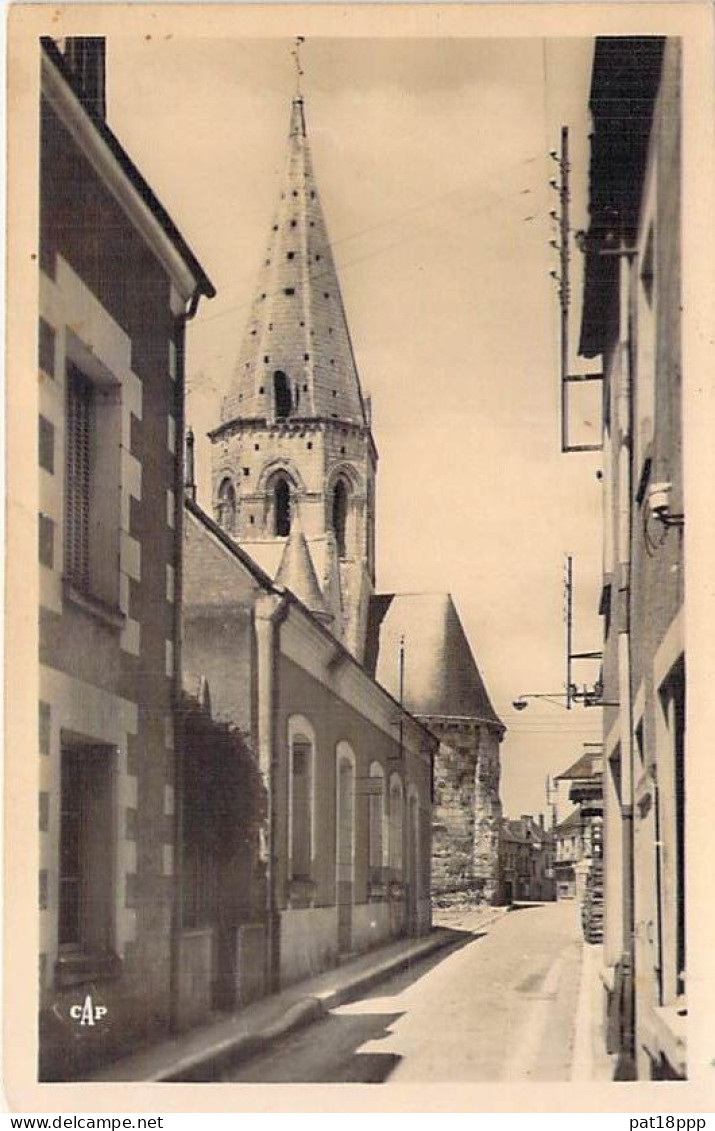 RELIGION CATHOLIQUE - Lot de 20 Cartes - EGLISES CHAPELLES ABBAYES France ... (11 CPA et 9 CPSM PF) 0.10 € / carte