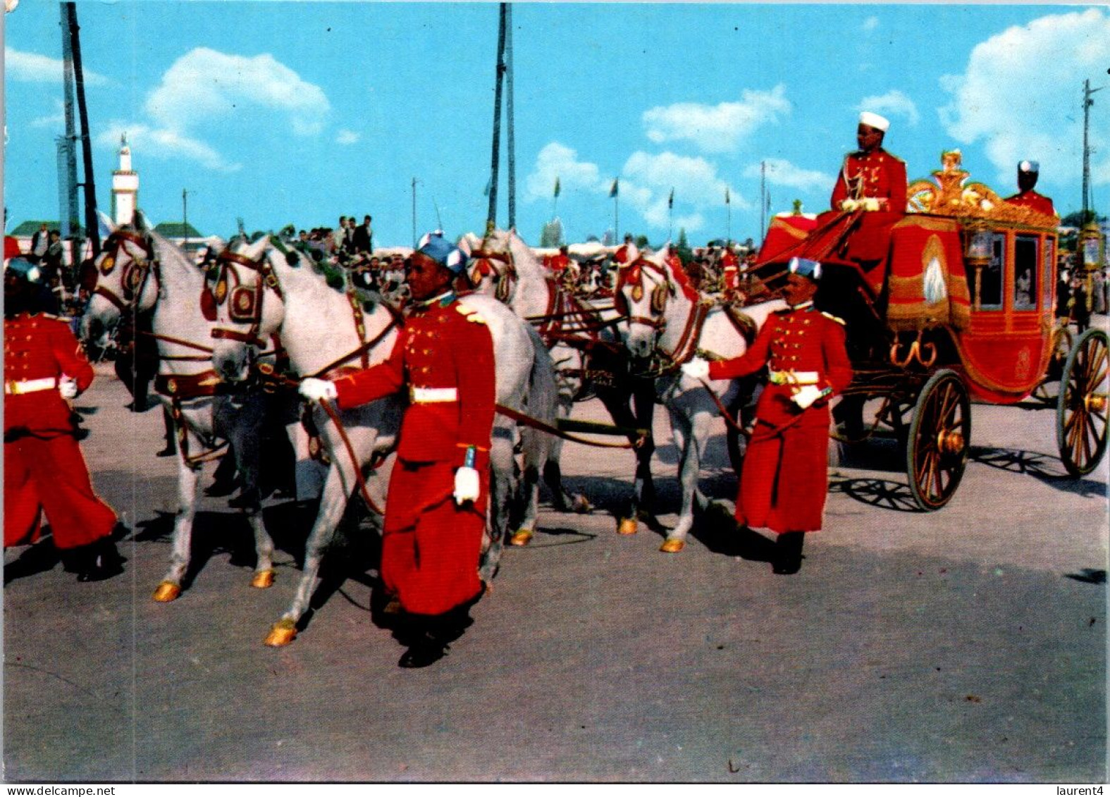 1-3-2025 (1 Y 37)  Maroc - Carosse Royal / King's Coach - Königshäuser