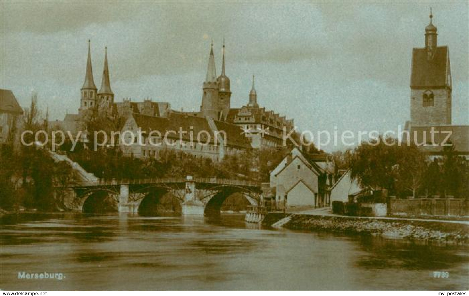 73690898 Merseburg Saale Blick Ueber Die Saale Zur Altstadt Mit Dom Merseburg Sa - Merseburg