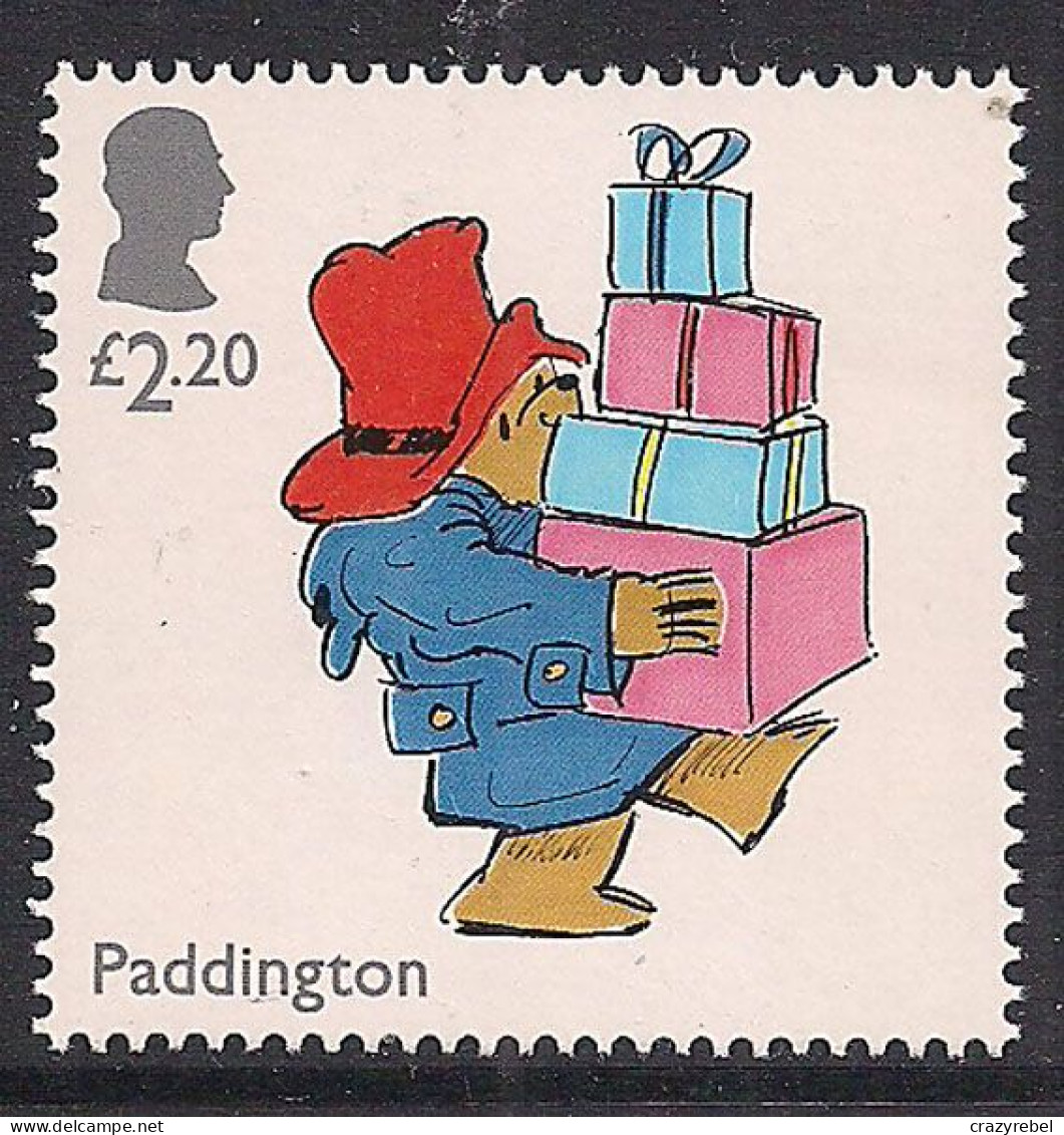 GB 2023 KC 3rd £2.20 Paddington Bear Carrying Presents Umm ( 1150 ) - Ungebraucht