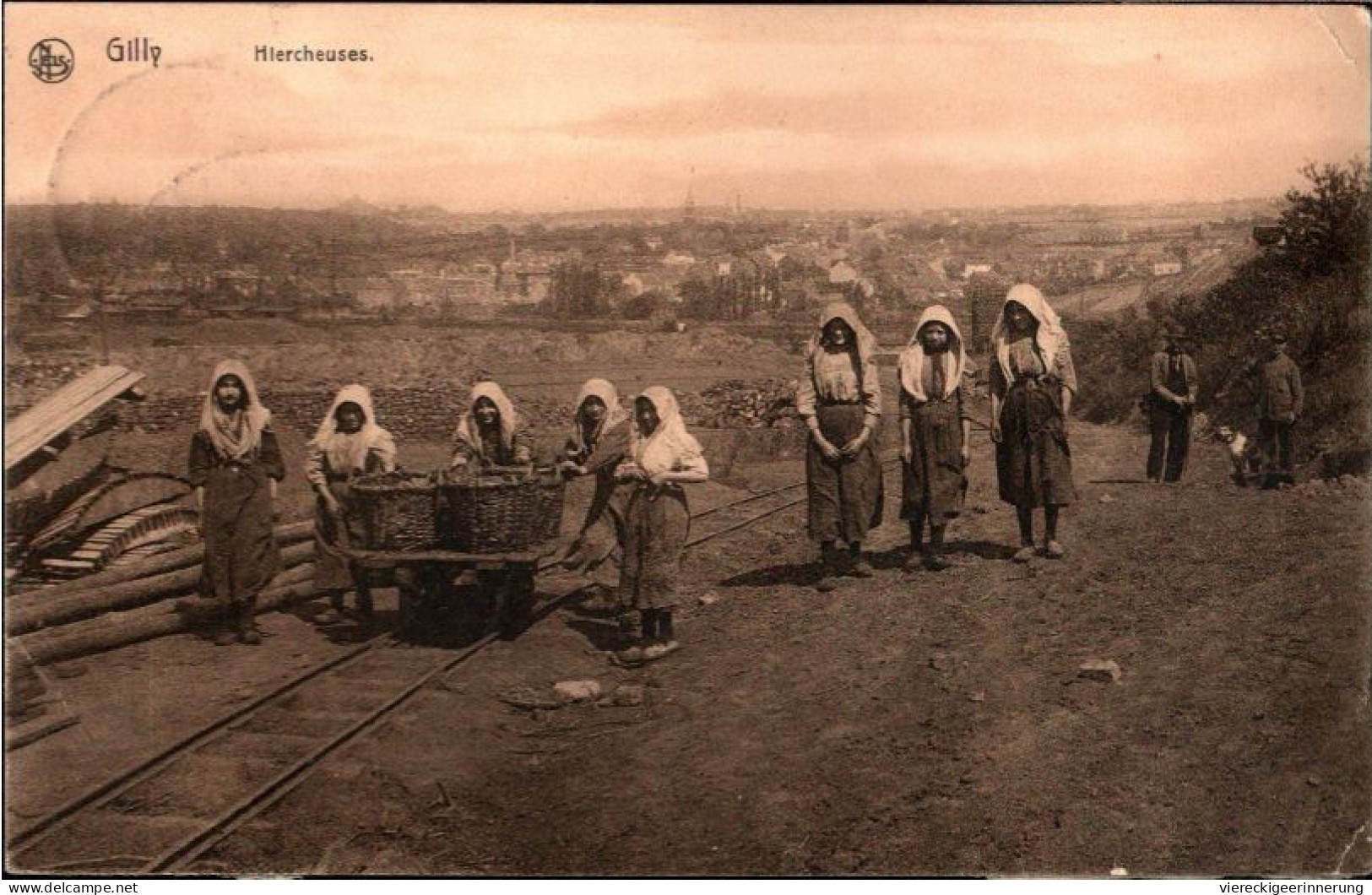 ! Cpa Gilly, Hiercheuses, Feldbahn, 1911, Belgien - Charleroi