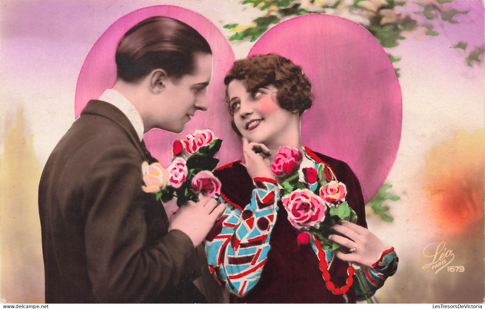 COUPLES - Femmes - Un Homme - Un Couple S'échangeant Des Regards - Carte Postale Ancienne - Couples