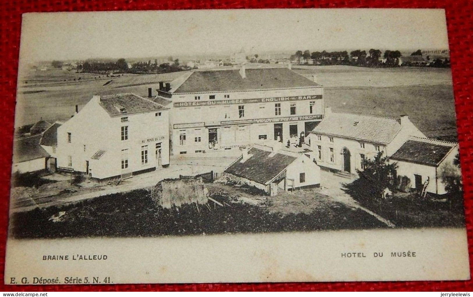 BRAINE-L'ALLEUD  -  Hôtel Du Musée - Braine-l'Alleud