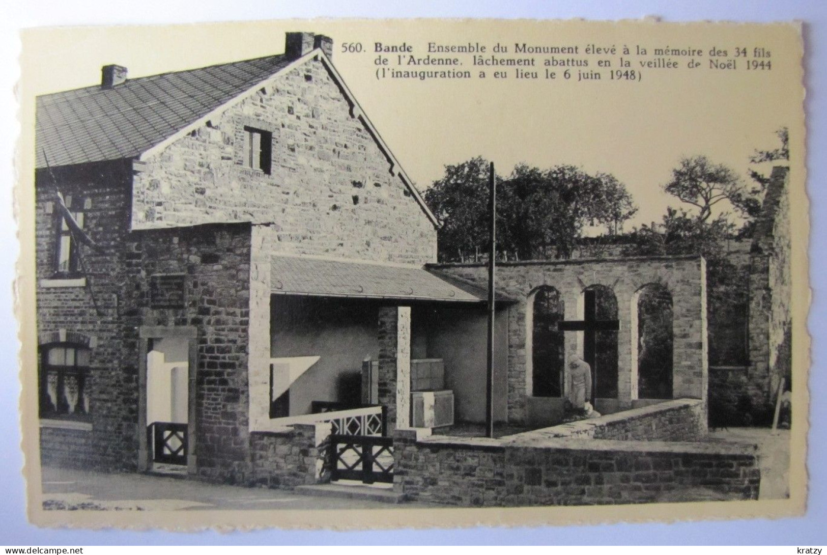 BELGIQUE - LUXEMBOURG - NASSOGNE - BANDE - Monument Aux 34 Victimes Abattues La Veille De Noël 1944 - Nassogne