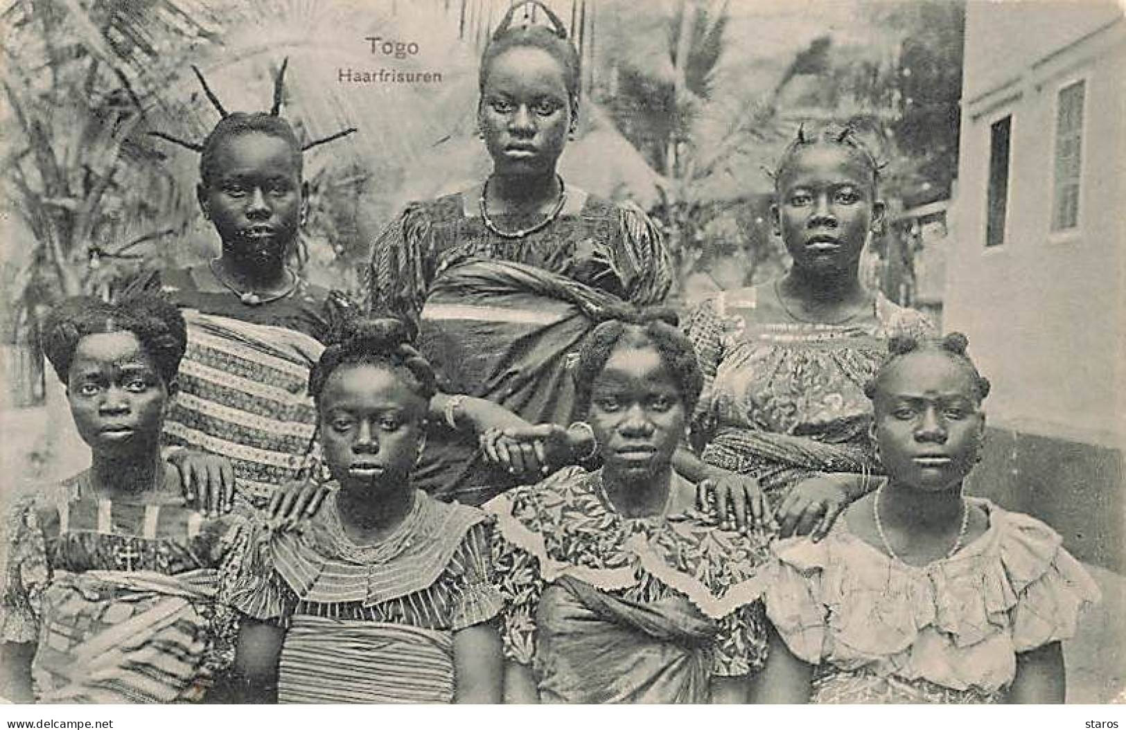 Togo - Haarfrisuren - Groupe De Femmes - Coiffure - Togo