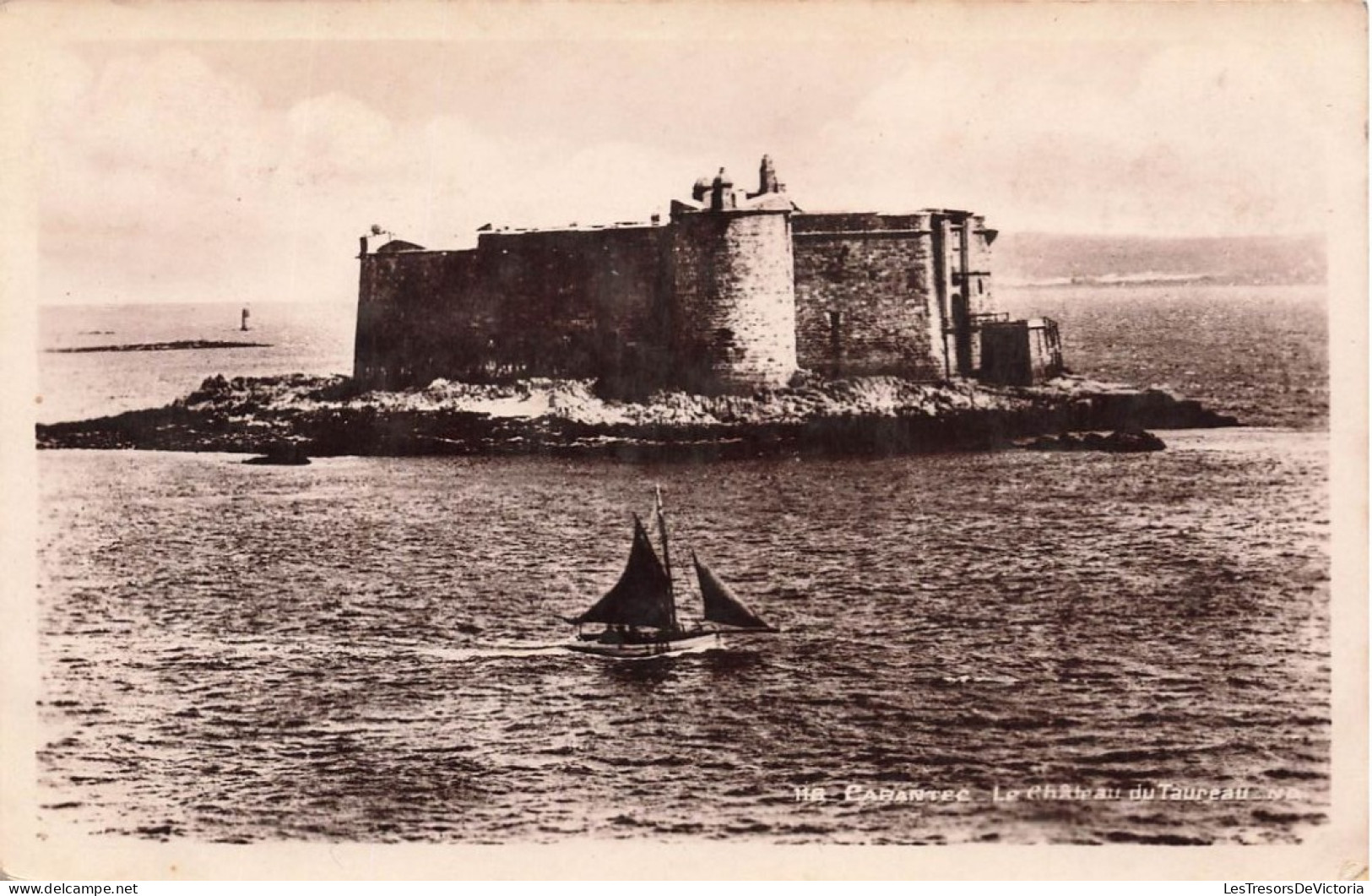 FRANCE - Carantec - Vue Sur Le Château Du Taureau - ND - Carte Postale Ancienne - Carantec