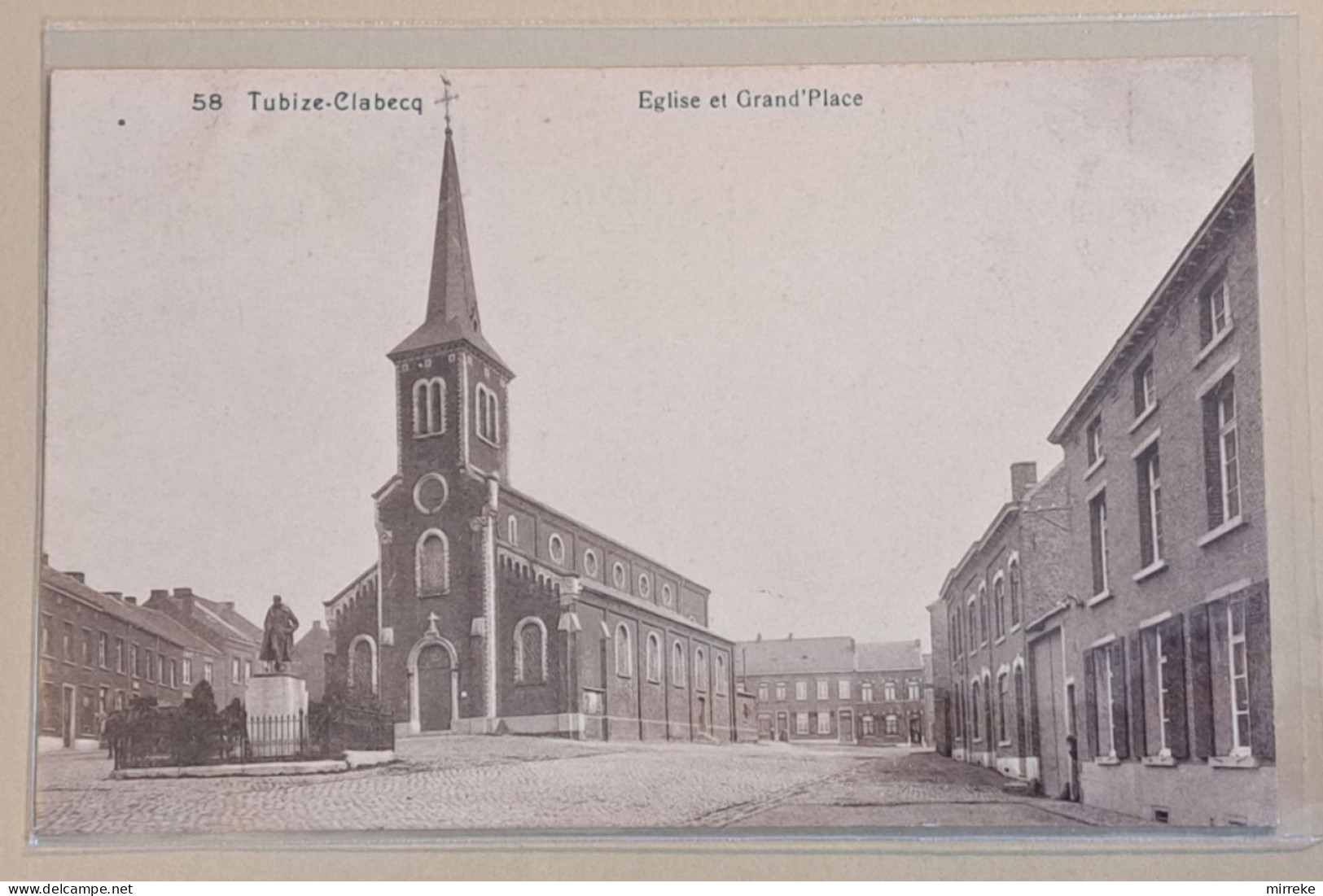 @J@  -  TUBIZE-CLABECQ  -  Eglise Et Grand'Place  -  Zie / Voir / See Scan's - Tubeke