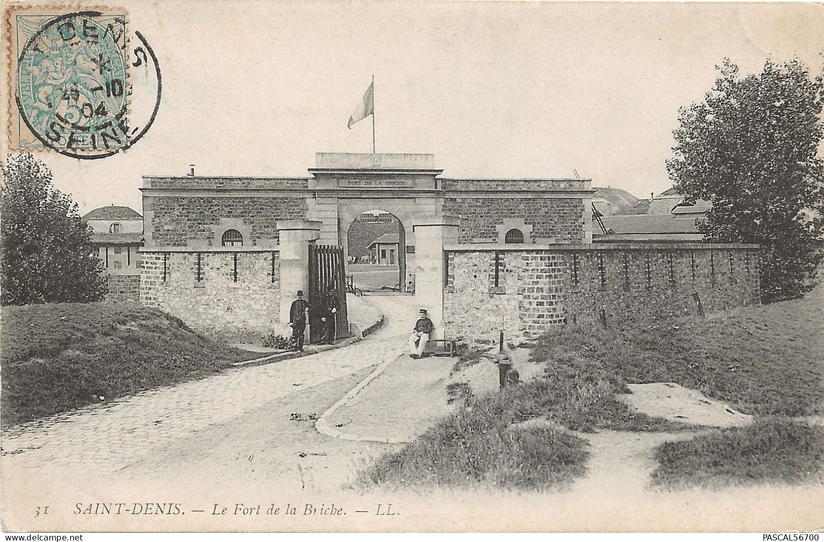 CPA MILITARIA - CASERNE - SAINT DENIS LE FORT DE LA BRICHE ***TRES BON ETAT*** - Kasernen