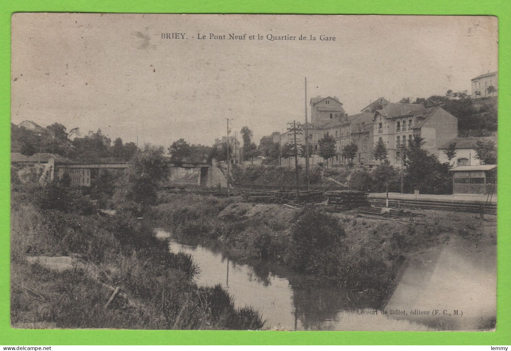 54 - BRIEY - PONT NEUF Et LE QUARTIER DE LA GARE - 1928 - RARE - Briey