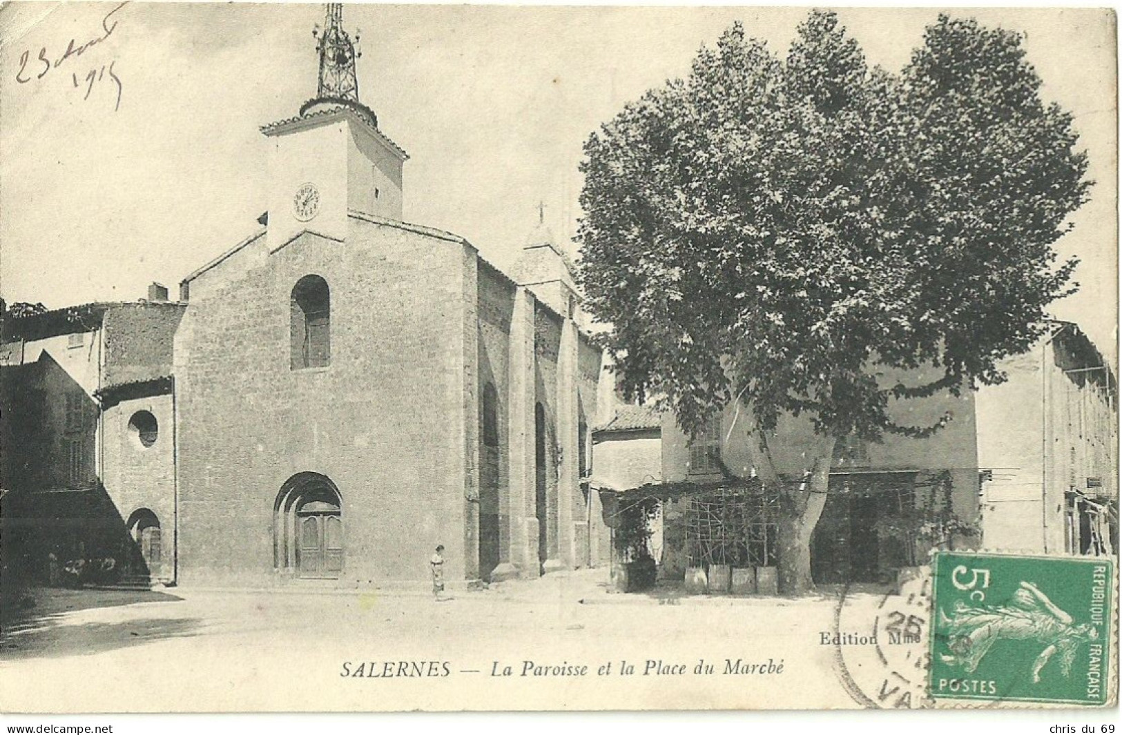 Salernes La Paroisse Et La Place Du Marche - Salernes