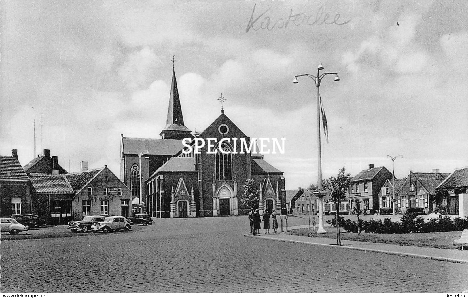 Markt Met St. Willibroduskerk - Kasterlee - Kasterlee