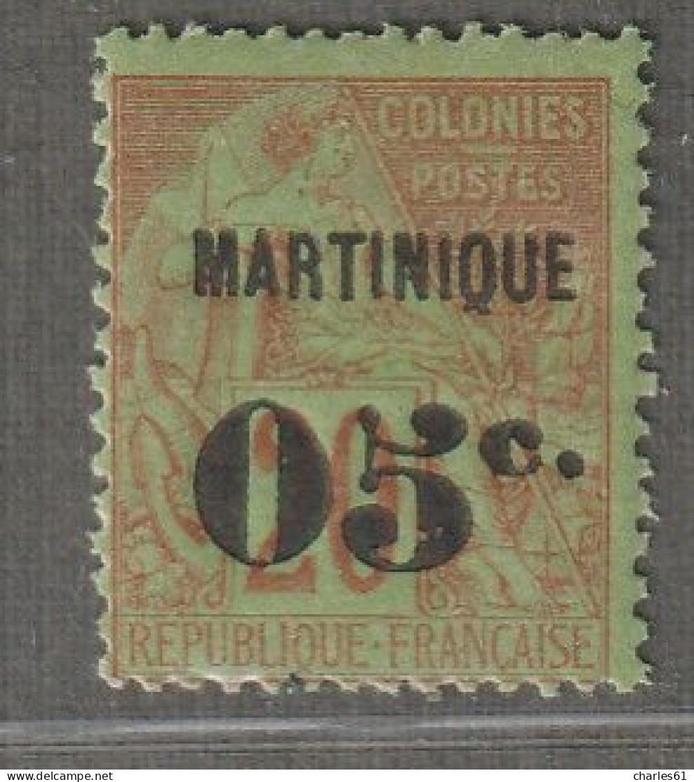 MARTINIQUE - N°11 * (1888-91) 05 Sur 20c Brique Sur Vert - Neufs
