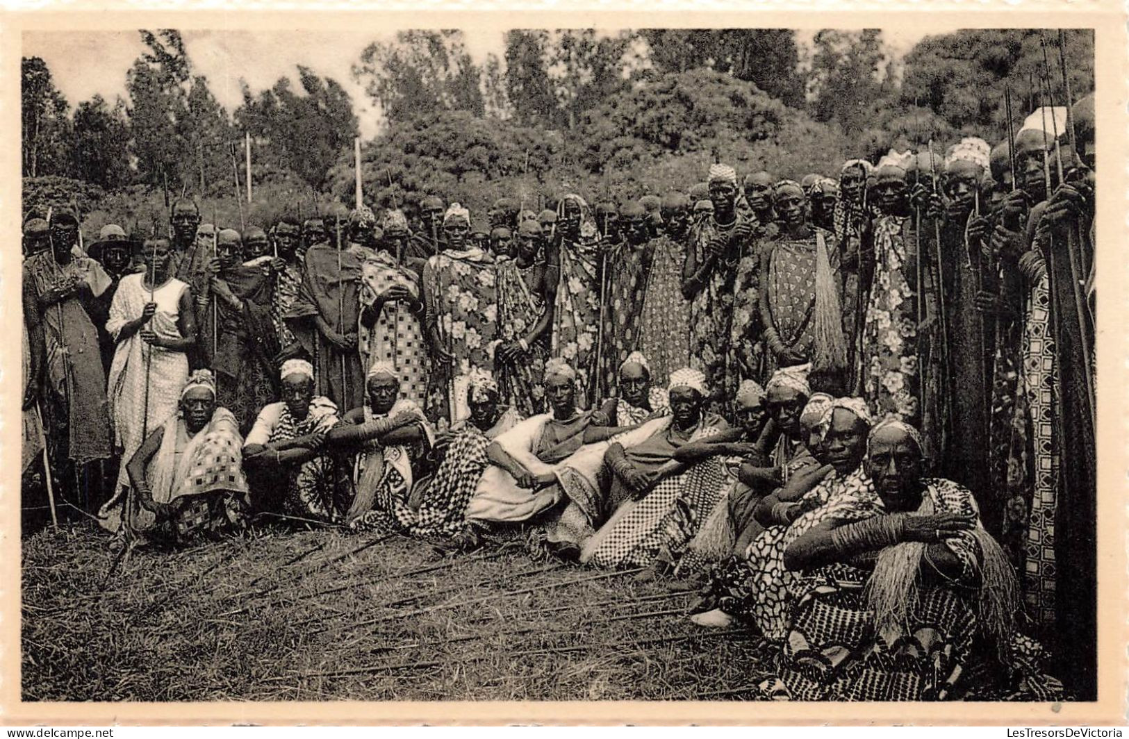 RUANDA-URUNDI - Réunion De Chefs En Urundi - Urundi : Vergadering Van Inlandse Hoofden - Carte Postale Ancienne - Ruanda-Urundi