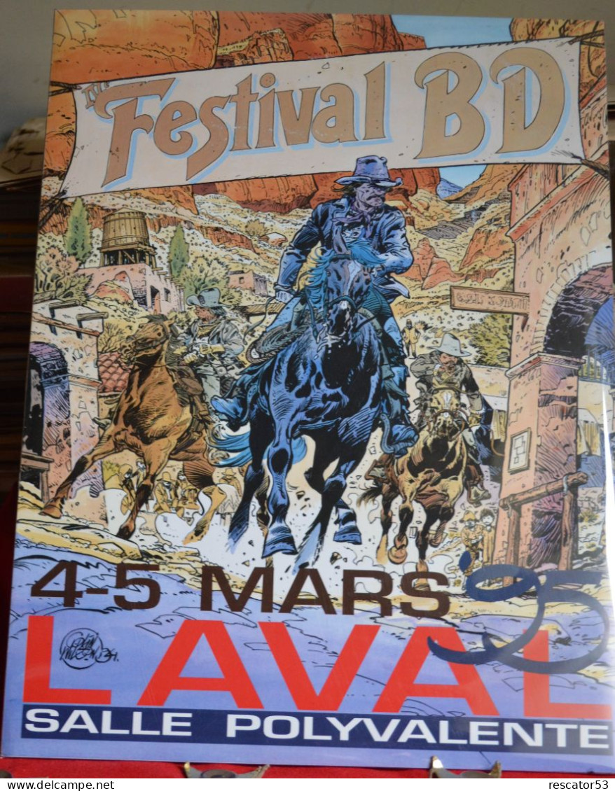 Affiche 4eme  Salon De La Bande-Dessinée De Laval 1995 Par Le Dessinateur Colin Wilson  Format 27x 36.5 Cm - Affiches & Offsets