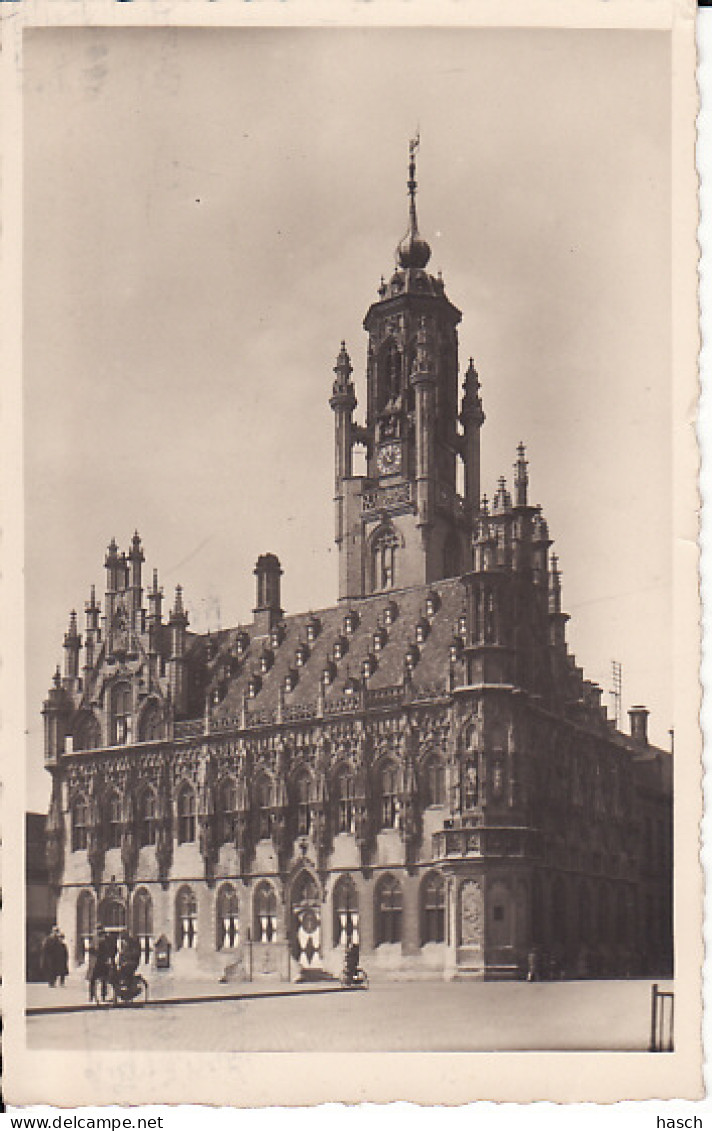 2589127Middelburg, Stadhuis 1940 - Middelburg