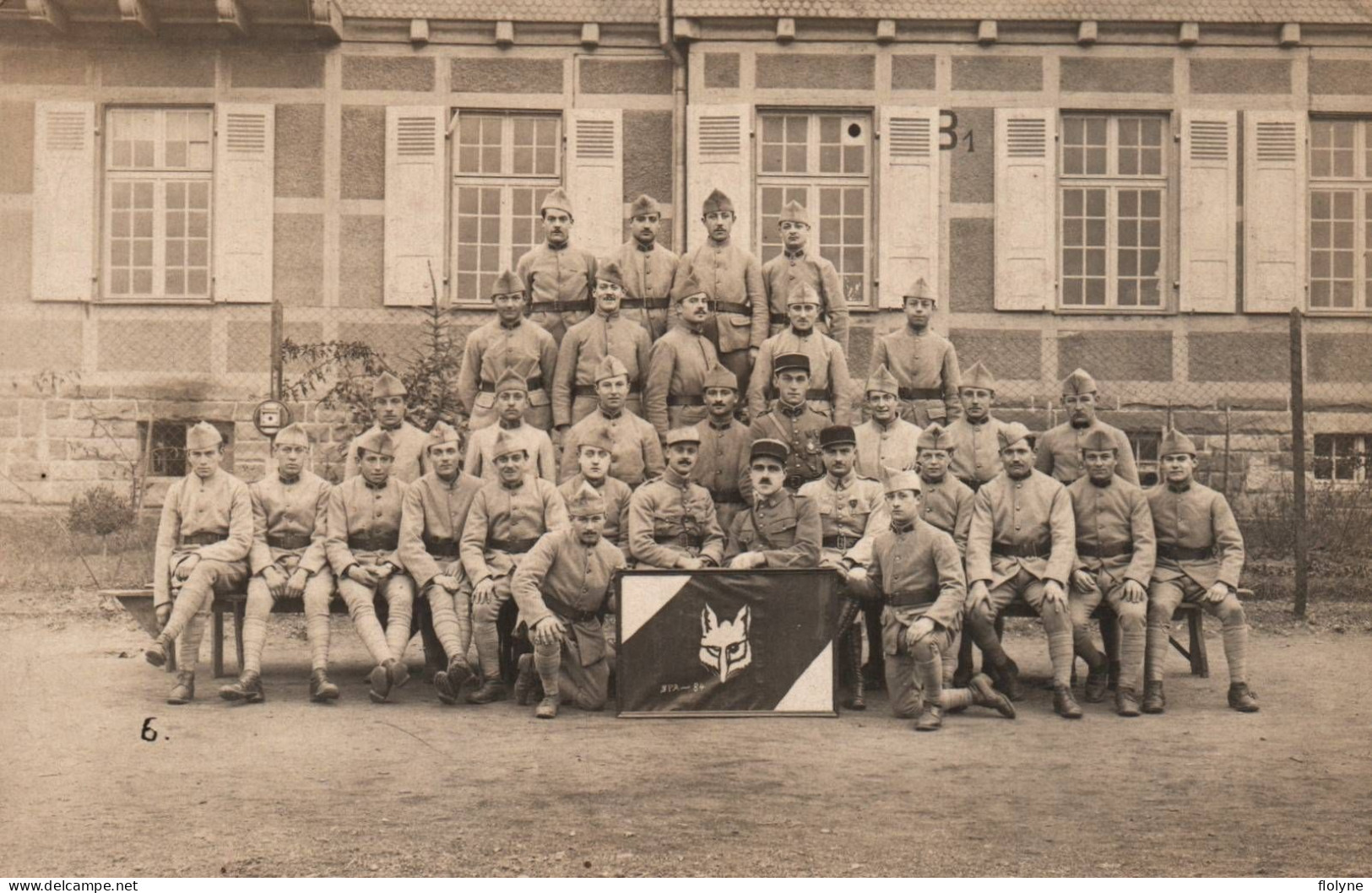 Bischwiller - Carte Photo - Militaria - Groupe De Soldats Militaires à La Caserne - Bischwiller