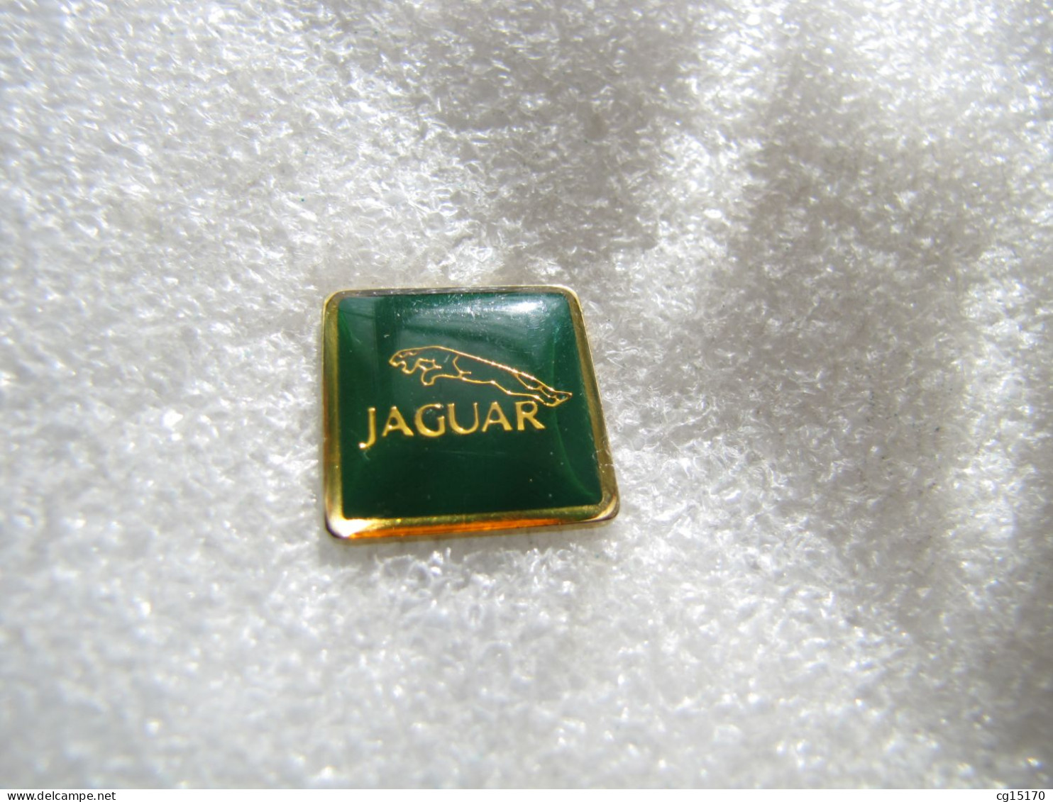 PIN'S    LOGO  JAGUAR - Jaguar