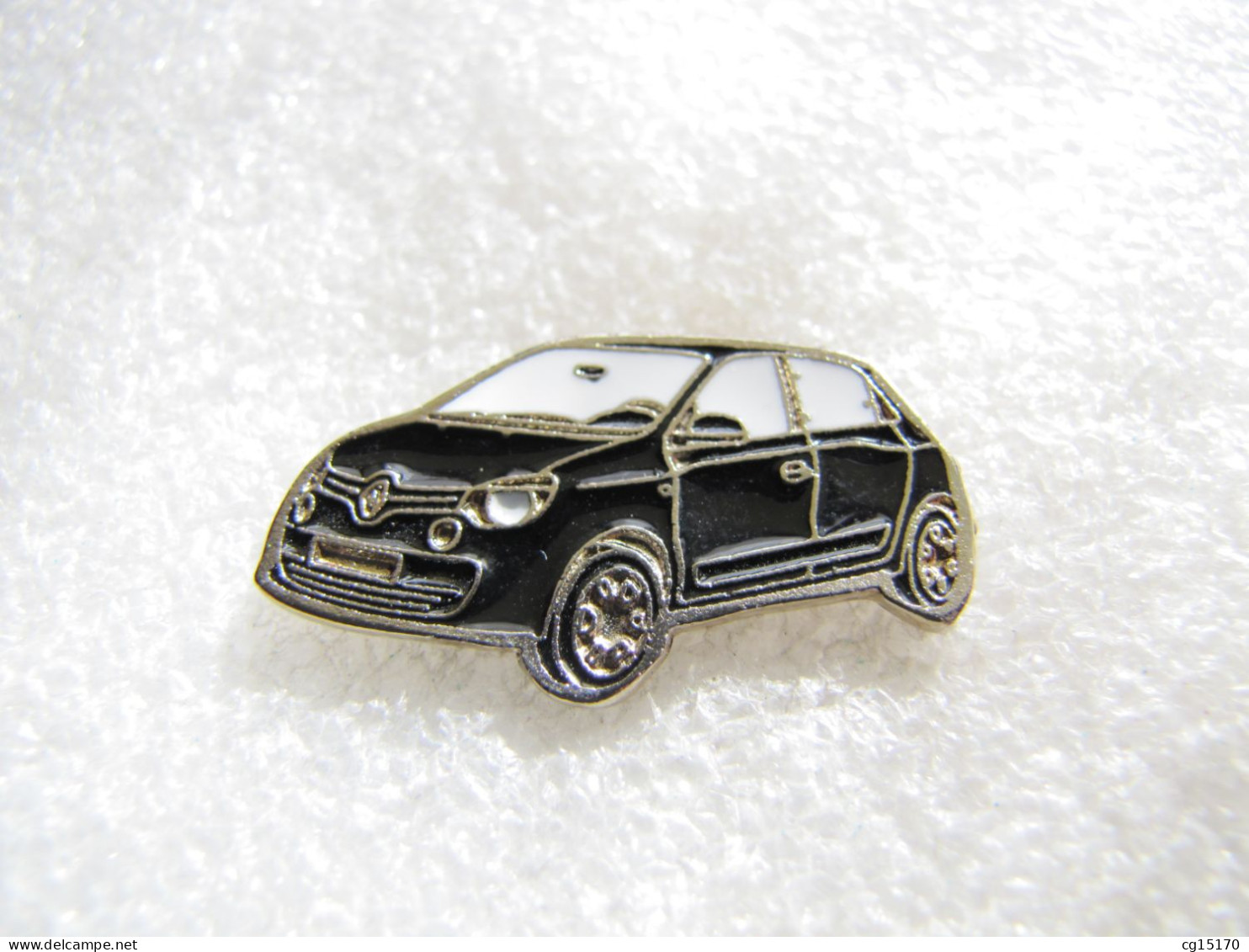 PIN'S      RENAULT TWINGO 3 - Renault