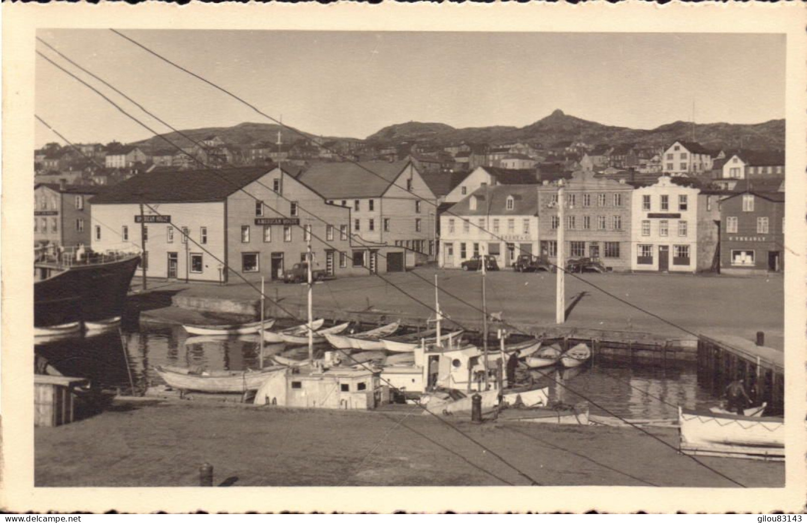 Saint-Pierre-et-Miquelon, Les Quais, Carte De Voeux (double) - Saint-Pierre-et-Miquelon