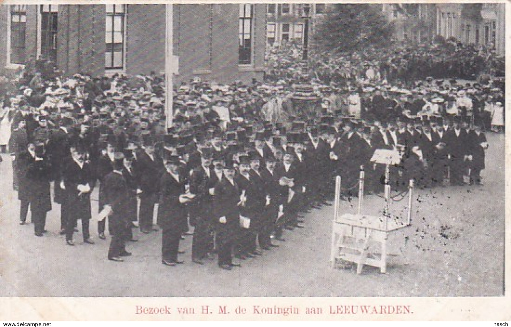 2610213Leeuwarden, Bezoek Van H. M. De Koningin Aan Leeuwarden – 1905 (minuscule Vouwen In De Hoeken) - Leeuwarden