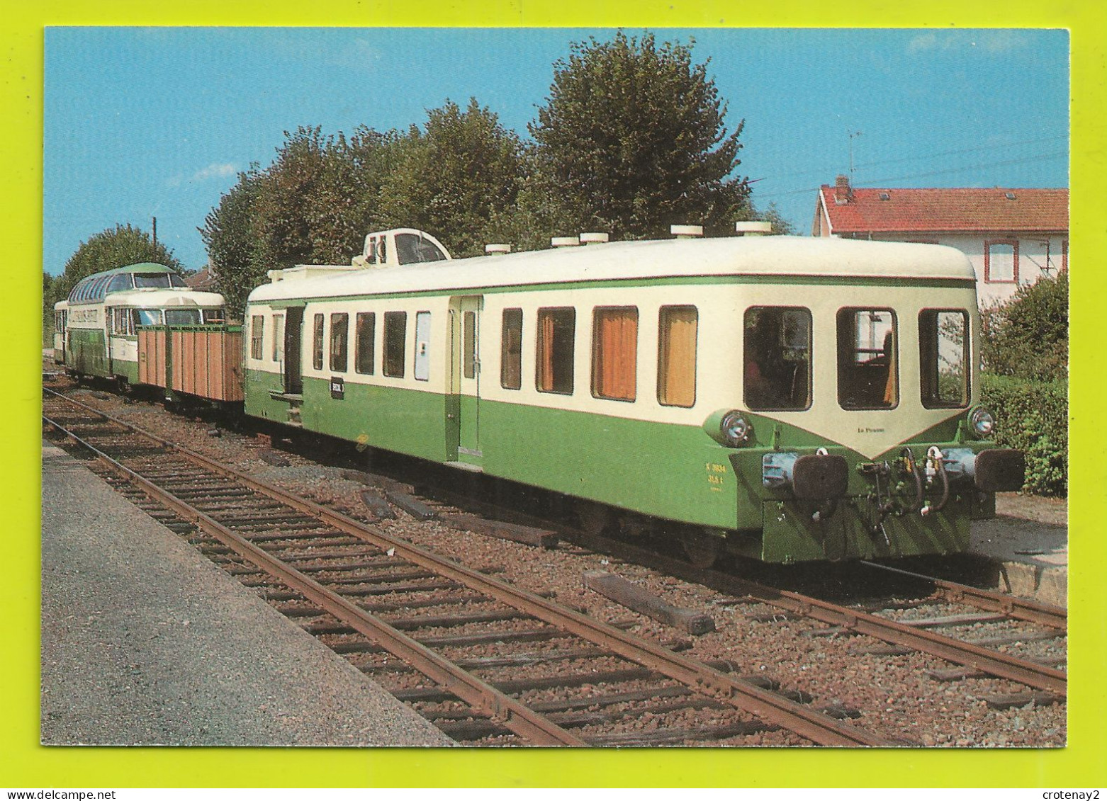 63 COURPIERE TRAIN Agrivap En Gare Autorail Picasso Et Panoramique En Août 1989 - Courpiere