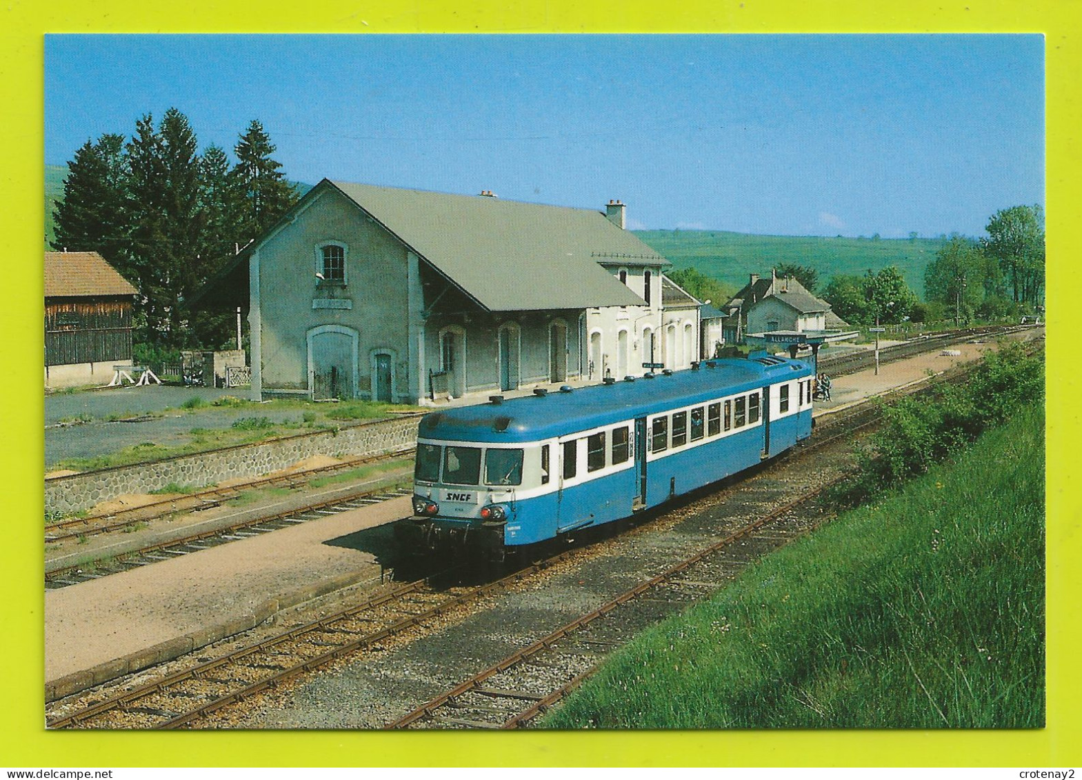 15 ALLANCHE TRAIN Autorail En Gare Le 26 Mai 1990 - Allanche