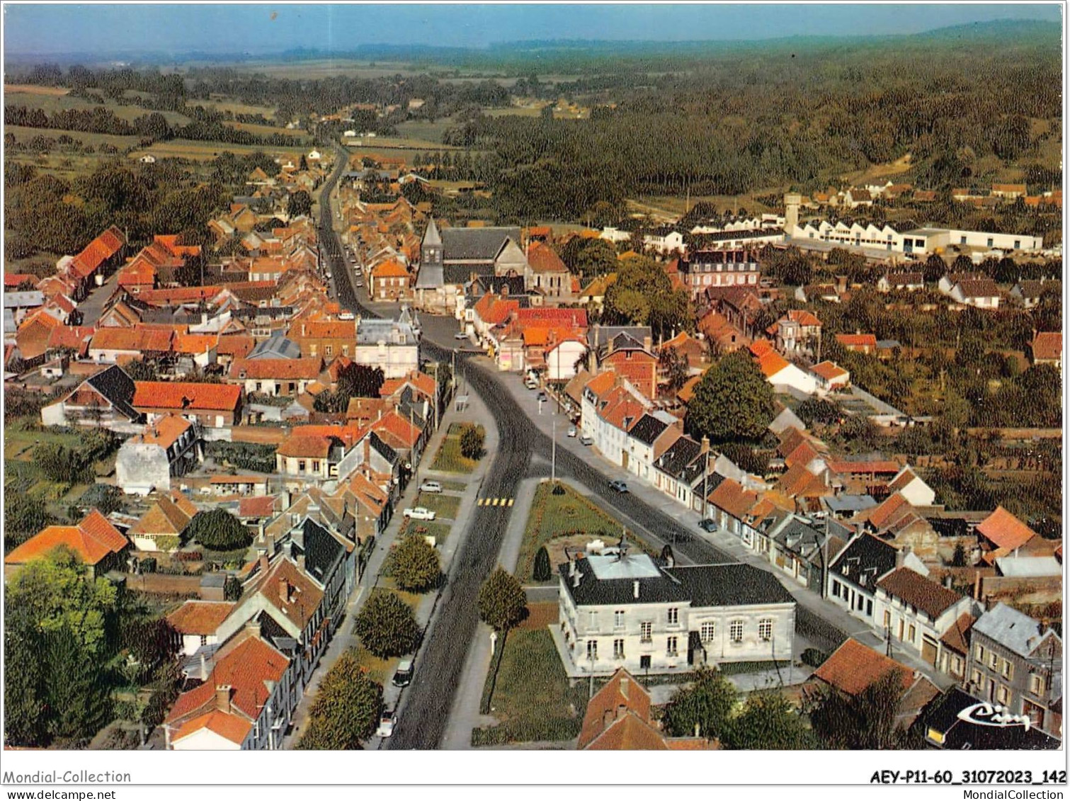 AEYP11-60-0969 - RESSONS-SUR-MATZ - Oise - Vue Aérienne - La Mairie Et Le Centre  - Ressons Sur Matz