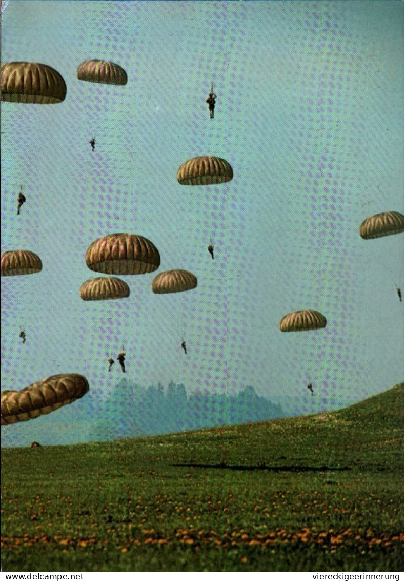 ! Ansichtskarte, Fallschirmjäger Der Bundeswehr, Parachute - Manovre