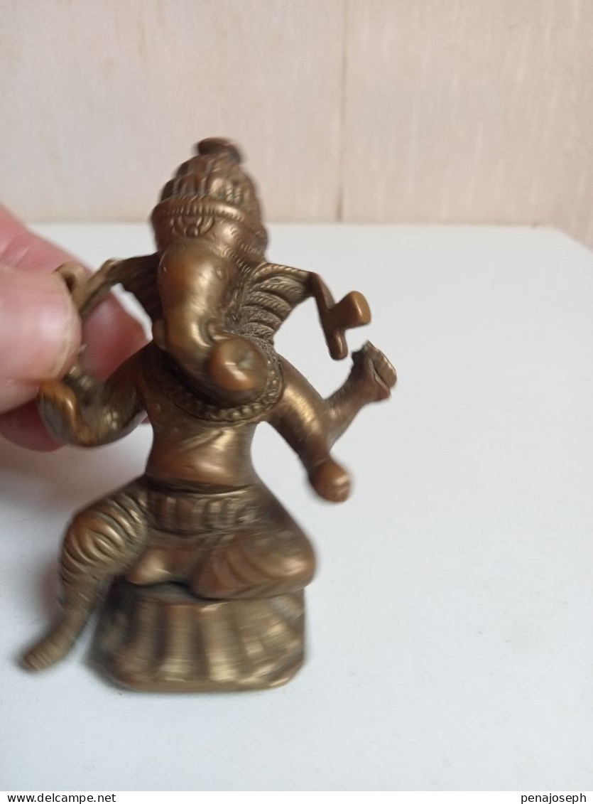 Statuette Du XIXéme Divinité Hauteur 9 Cm En Bronze Doré - Oosterse Kunst