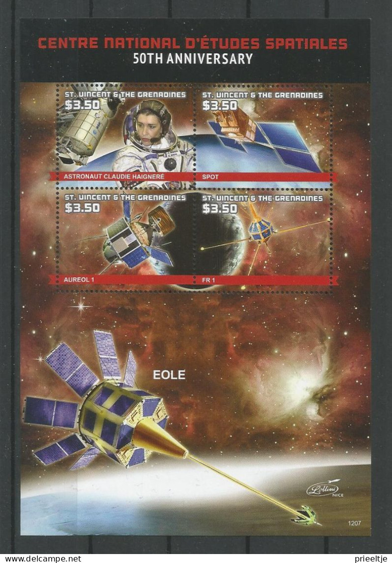 St Vincent 2012 Space Center Sheet  Y.T. 5664/5667 ** - St.Vincent (1979-...)