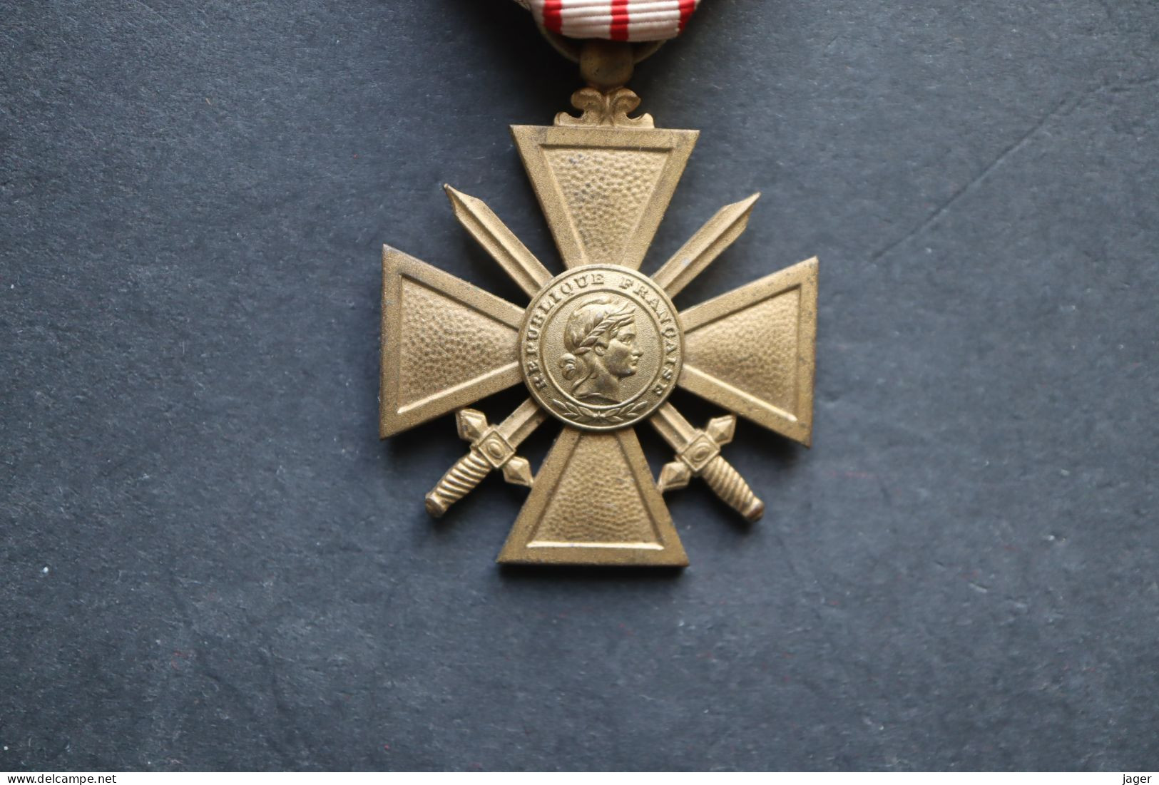 Médaille Ordre France  WWII Croix De Guerre 1939 - Frankreich