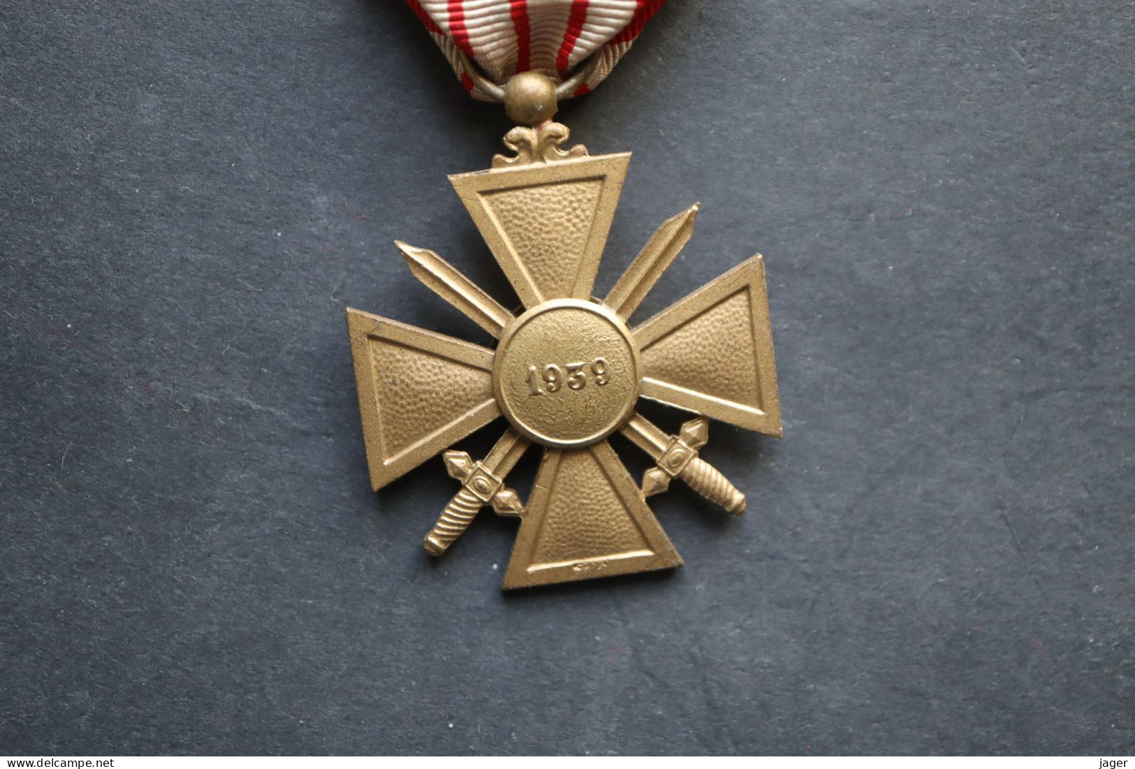 Médaille Ordre France  WWII Croix De Guerre 1939 - Frankrijk